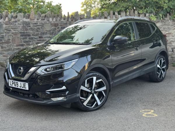 Nissan Qashqai 1.3 DIG-T Tekna SUV 5dr Petrol Manual Euro 6 (s/s) (140 ps)