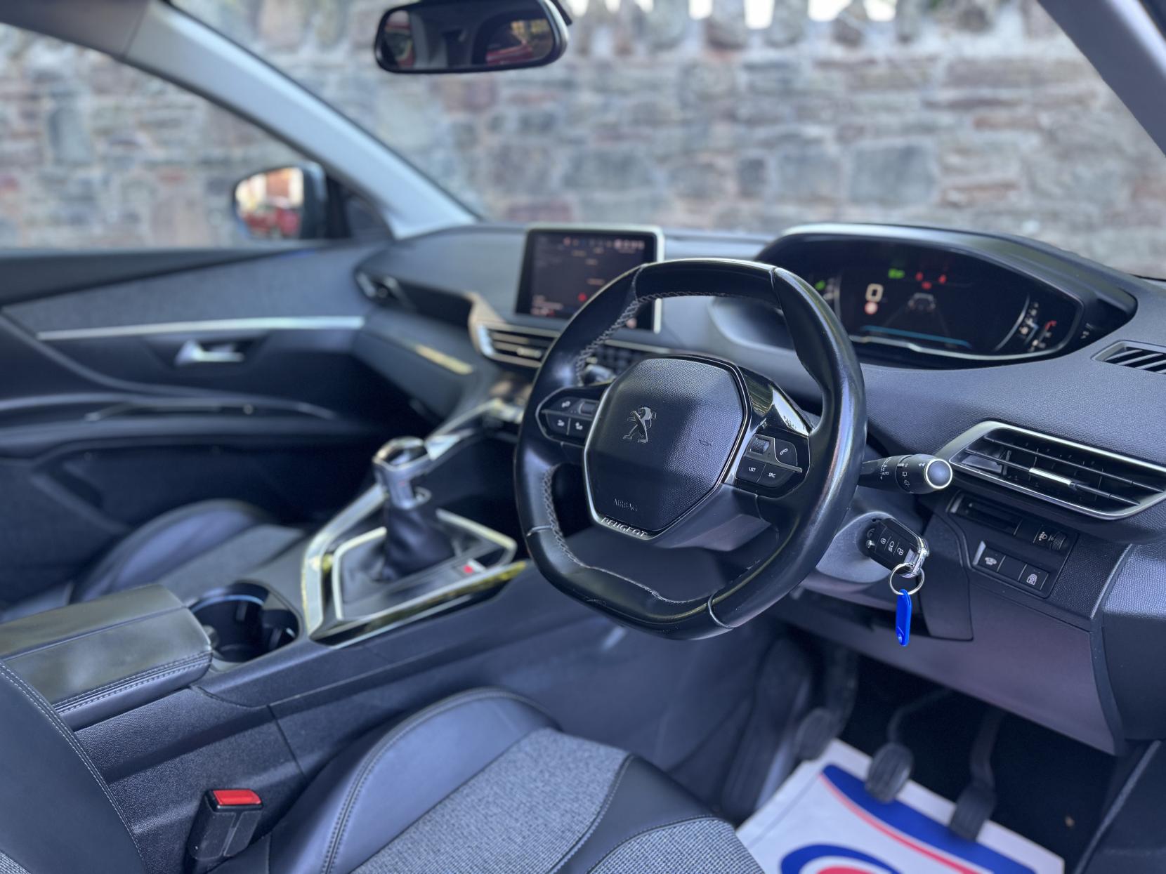 Peugeot 5008 1.2 PureTech GT Line SUV 5dr Petrol Manual Euro 6 (s/s) (130 ps)