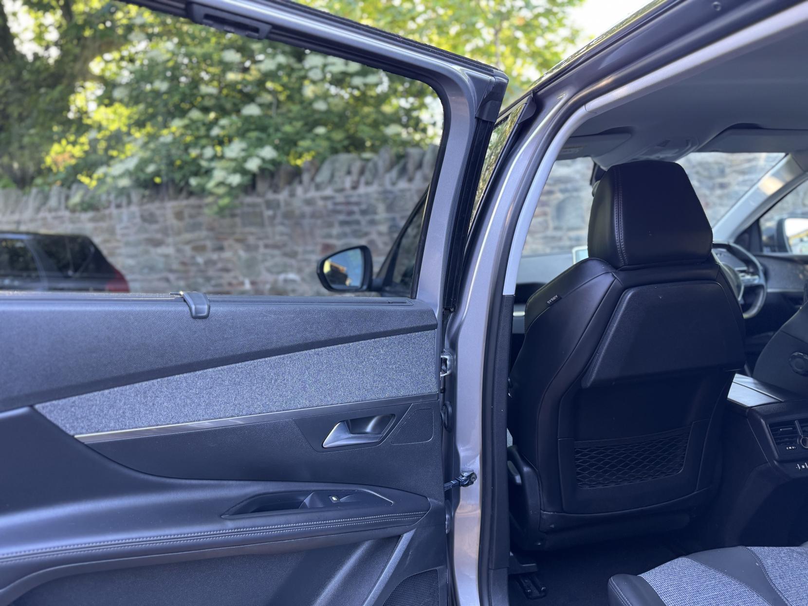 Peugeot 5008 1.2 PureTech GT Line SUV 5dr Petrol Manual Euro 6 (s/s) (130 ps)