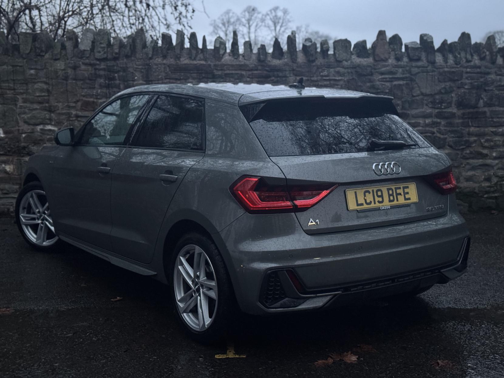 Audi A1 1.5 TFSI 35 S line Sportback 5dr Petrol Manual Euro 6 (s/s) (150 ps)