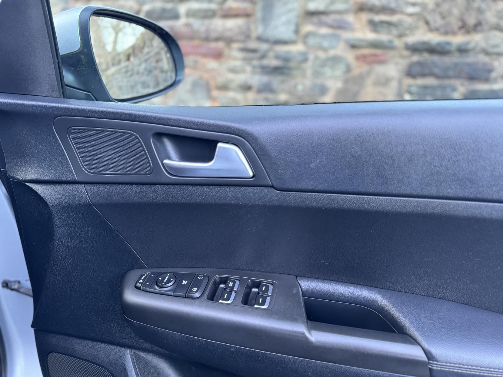 Kia Sportage 1.6 GDi 2 GPF SUV 5dr Petrol Manual Euro 6 (s/s) (130 bhp)