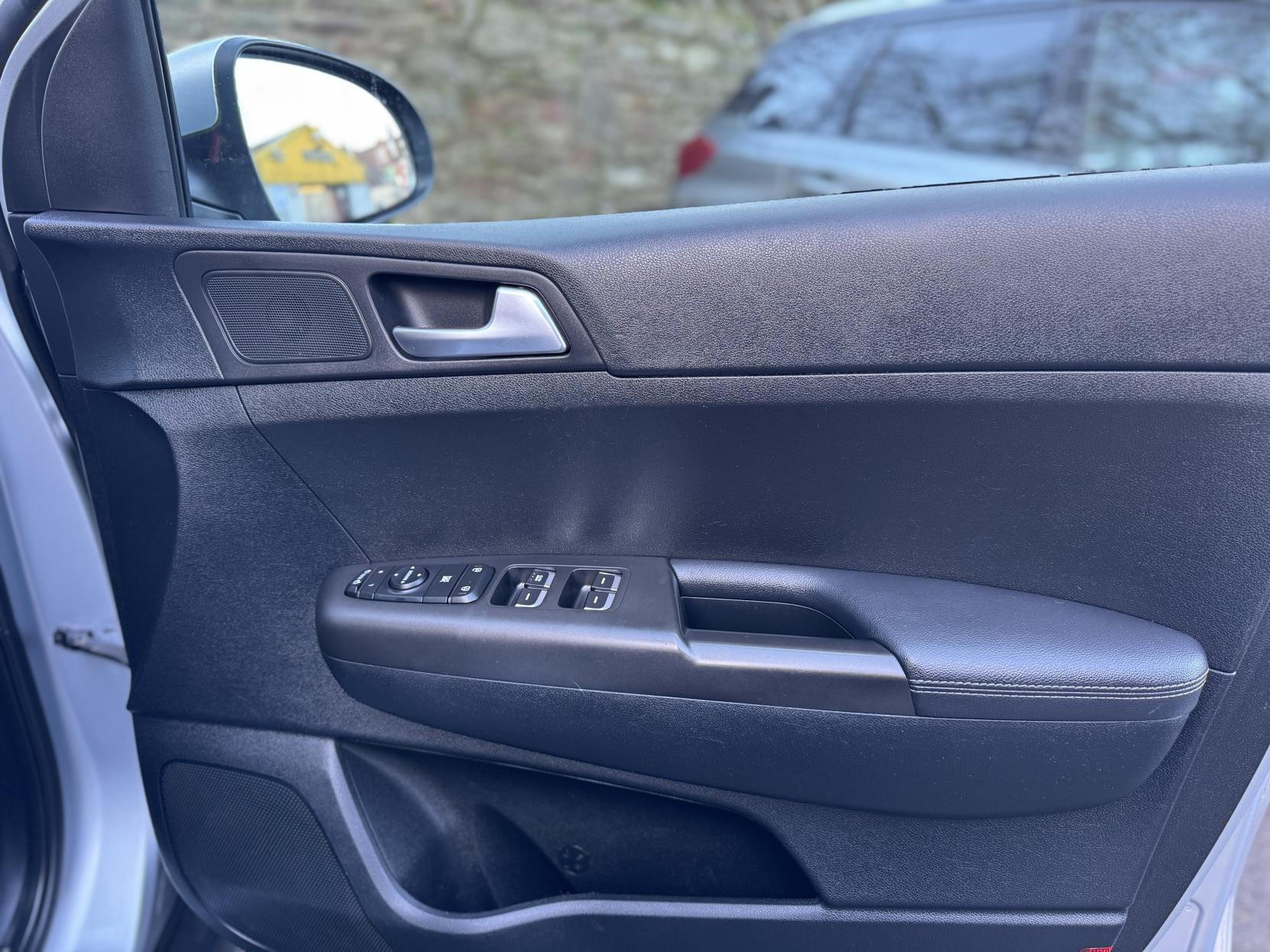 Kia Sportage 1.6 GDi 2 GPF SUV 5dr Petrol Manual Euro 6 (s/s) (130 bhp)