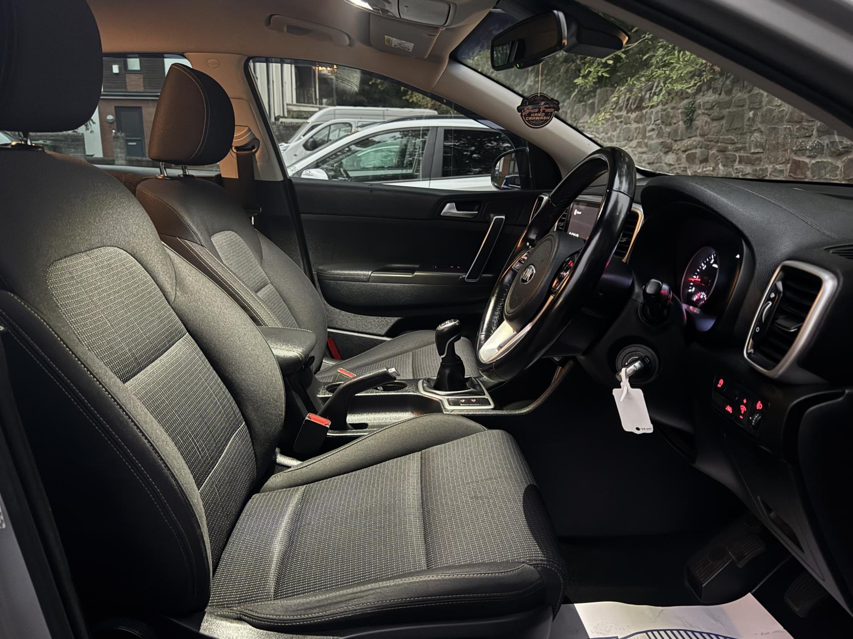 Kia Sportage 1.6 GDi 2 GPF SUV 5dr Petrol Manual Euro 6 (s/s) (130 bhp)
