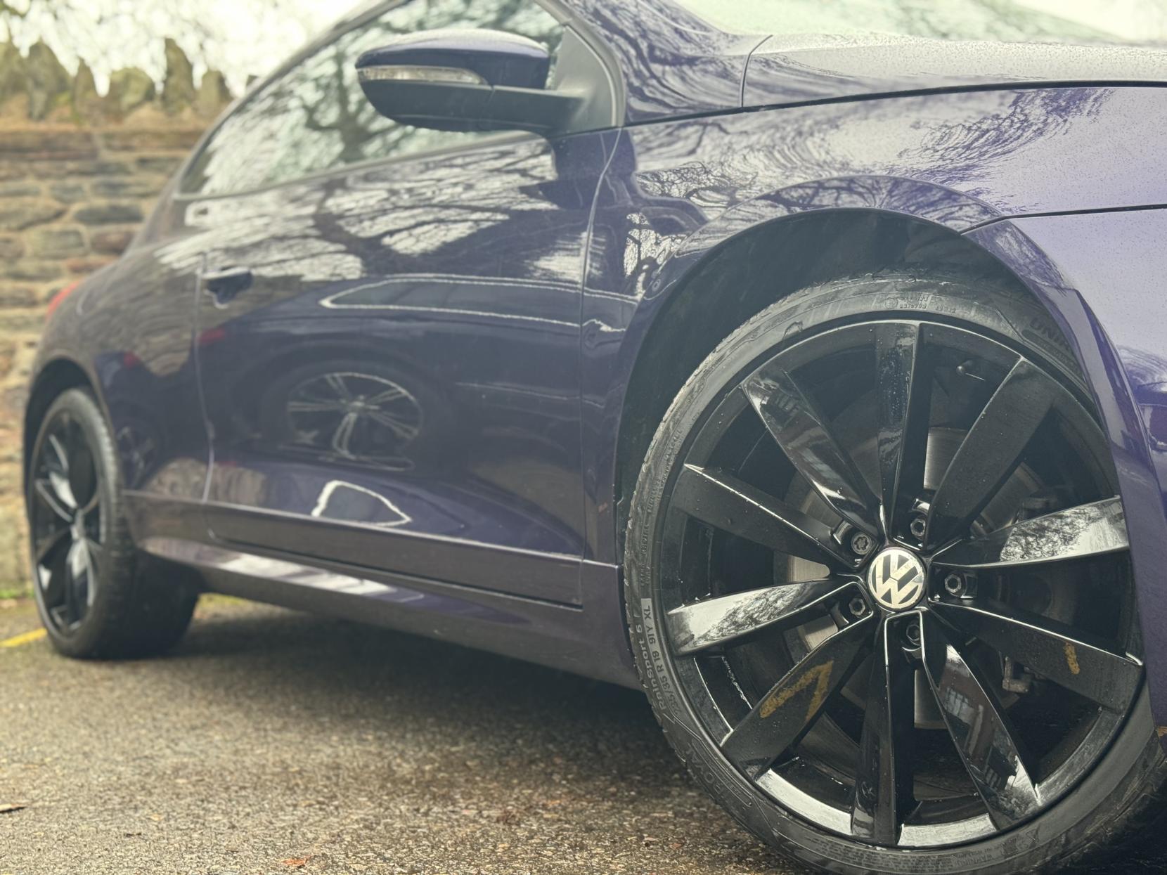 Volkswagen Scirocco 2.0 TDI BlueMotion Tech R-Line Hatchback 3dr Diesel DSG Euro 6 (s/s) (184 ps)