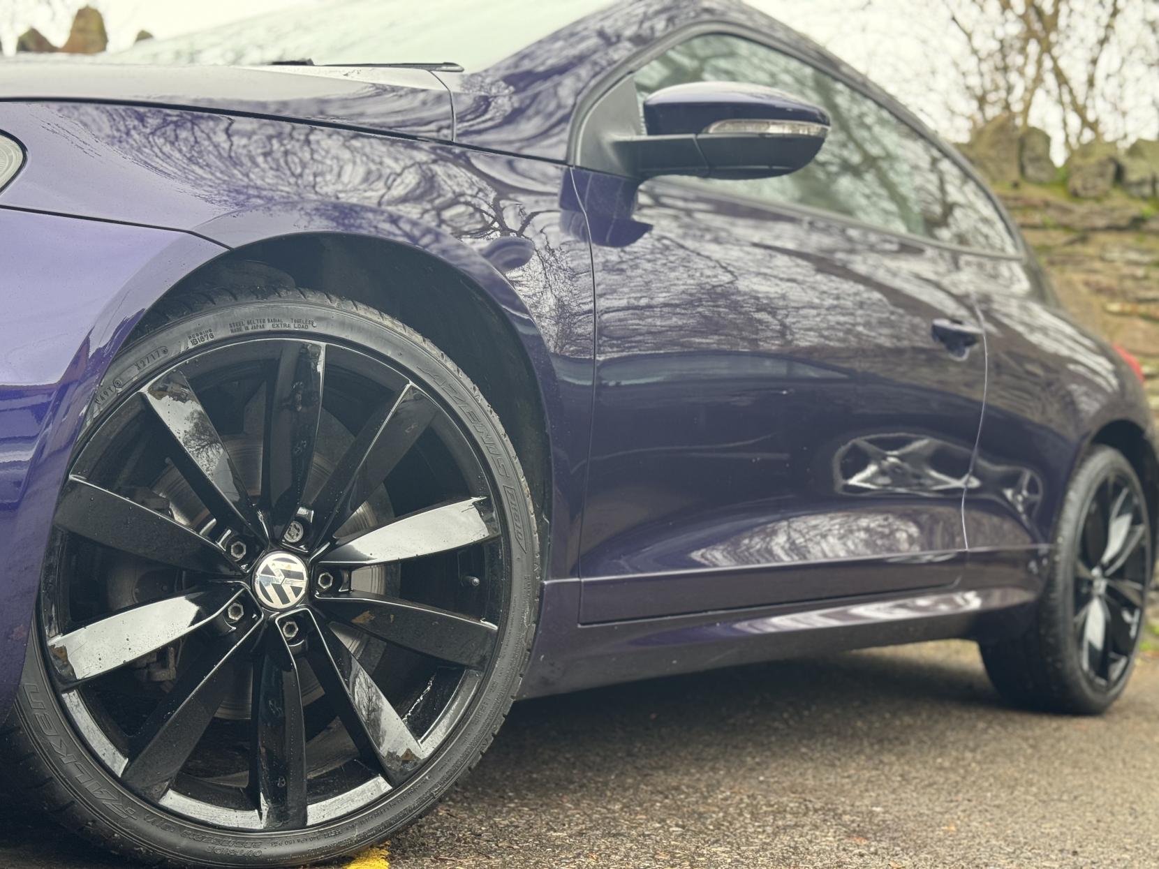 Volkswagen Scirocco 2.0 TDI BlueMotion Tech R-Line Hatchback 3dr Diesel DSG Euro 6 (s/s) (184 ps)