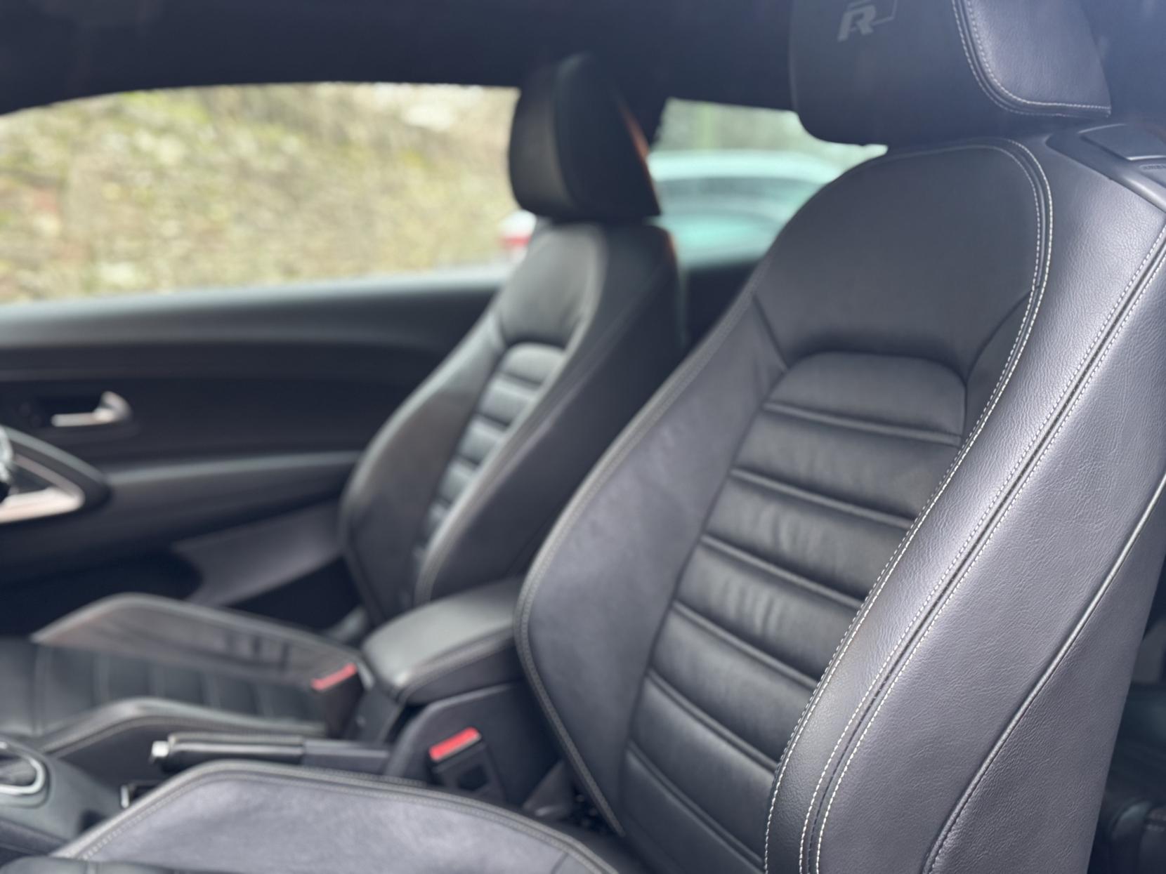 Volkswagen Scirocco 2.0 TDI BlueMotion Tech R-Line Hatchback 3dr Diesel DSG Euro 6 (s/s) (184 ps)