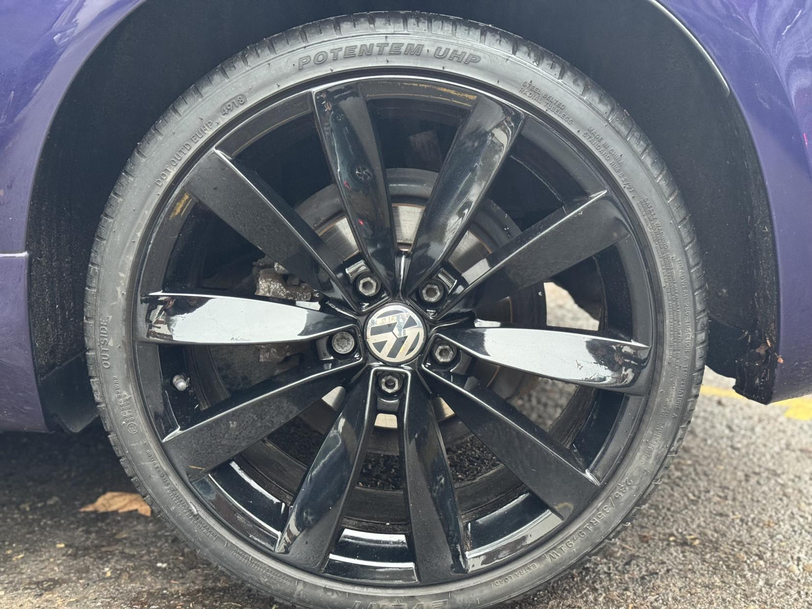 Volkswagen Scirocco 2.0 TDI BlueMotion Tech R-Line Hatchback 3dr Diesel DSG Euro 6 (s/s) (184 ps)