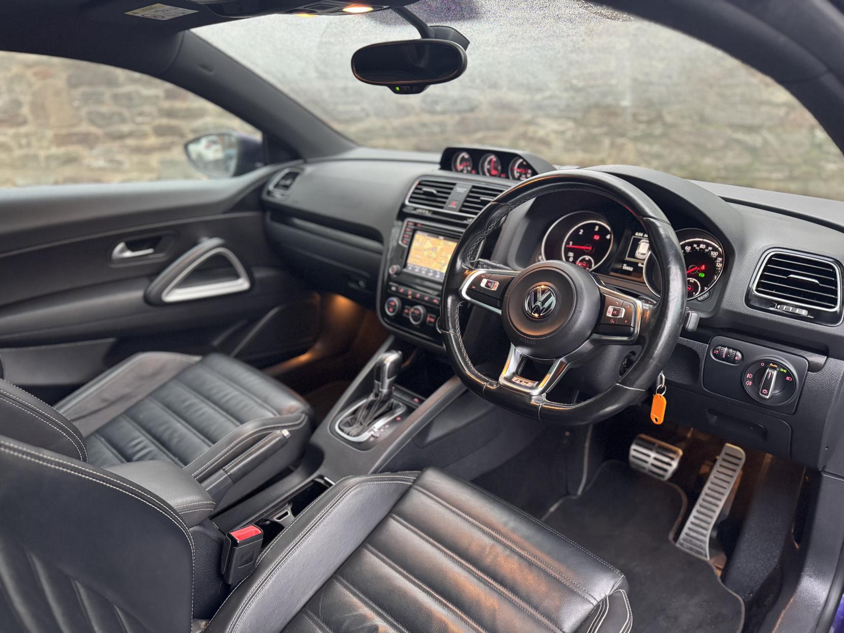 Volkswagen Scirocco 2.0 TDI BlueMotion Tech R-Line Hatchback 3dr Diesel DSG Euro 6 (s/s) (184 ps)