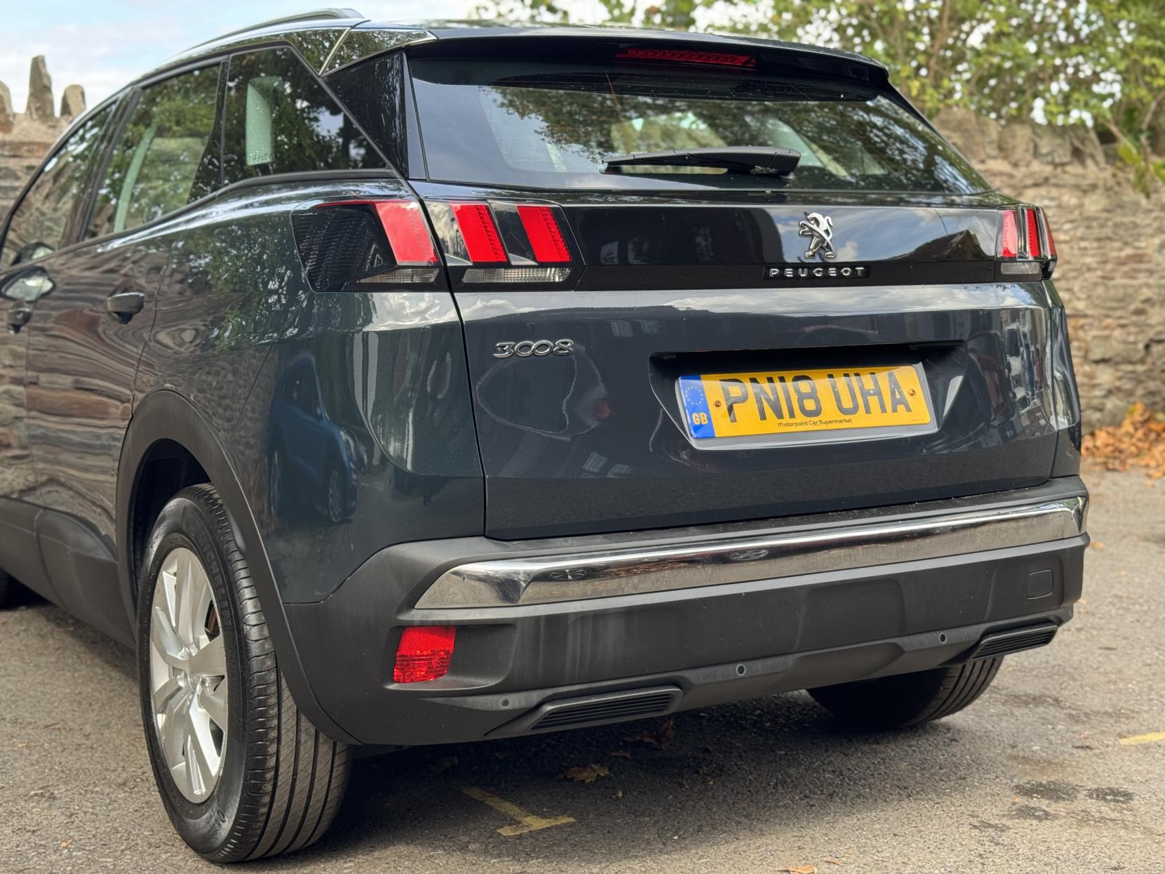 Peugeot 3008 1.2 PureTech Active SUV 5dr Petrol Manual Euro 6 (s/s) (130 ps)