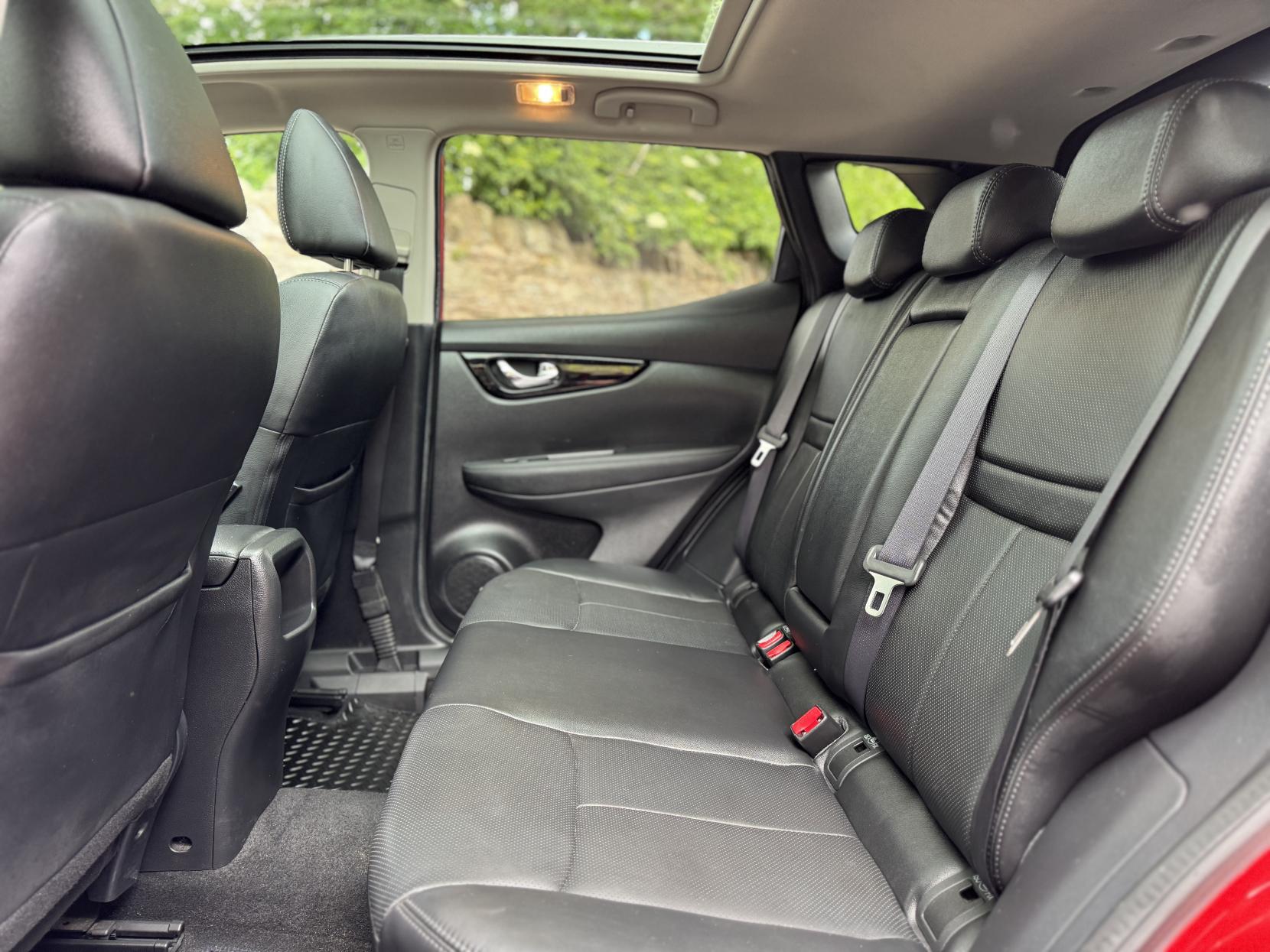 Nissan Qashqai 1.5 dCi Tekna SUV 5dr Diesel Manual 2WD Euro 6 (s/s) (110 ps)