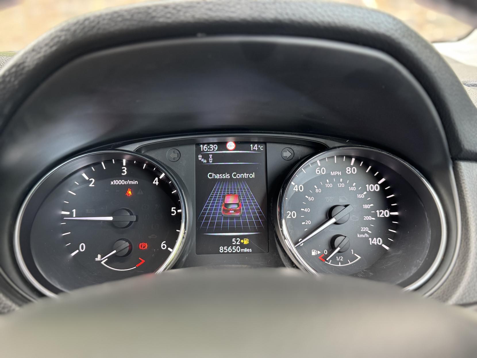 Nissan Qashqai 1.5 dCi Tekna SUV 5dr Diesel Manual 2WD Euro 6 (s/s) (110 ps)