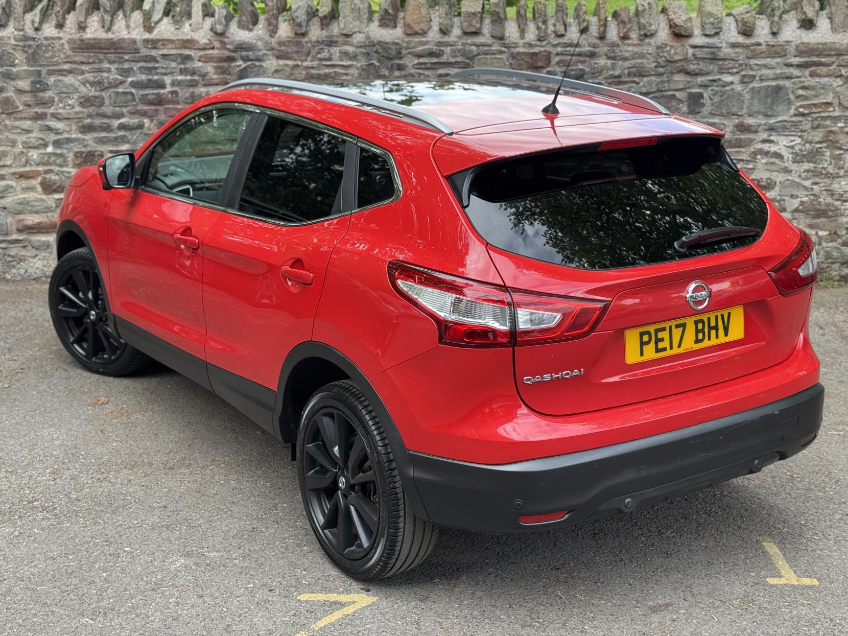 Nissan Qashqai 1.5 dCi Tekna SUV 5dr Diesel Manual 2WD Euro 6 (s/s) (110 ps)