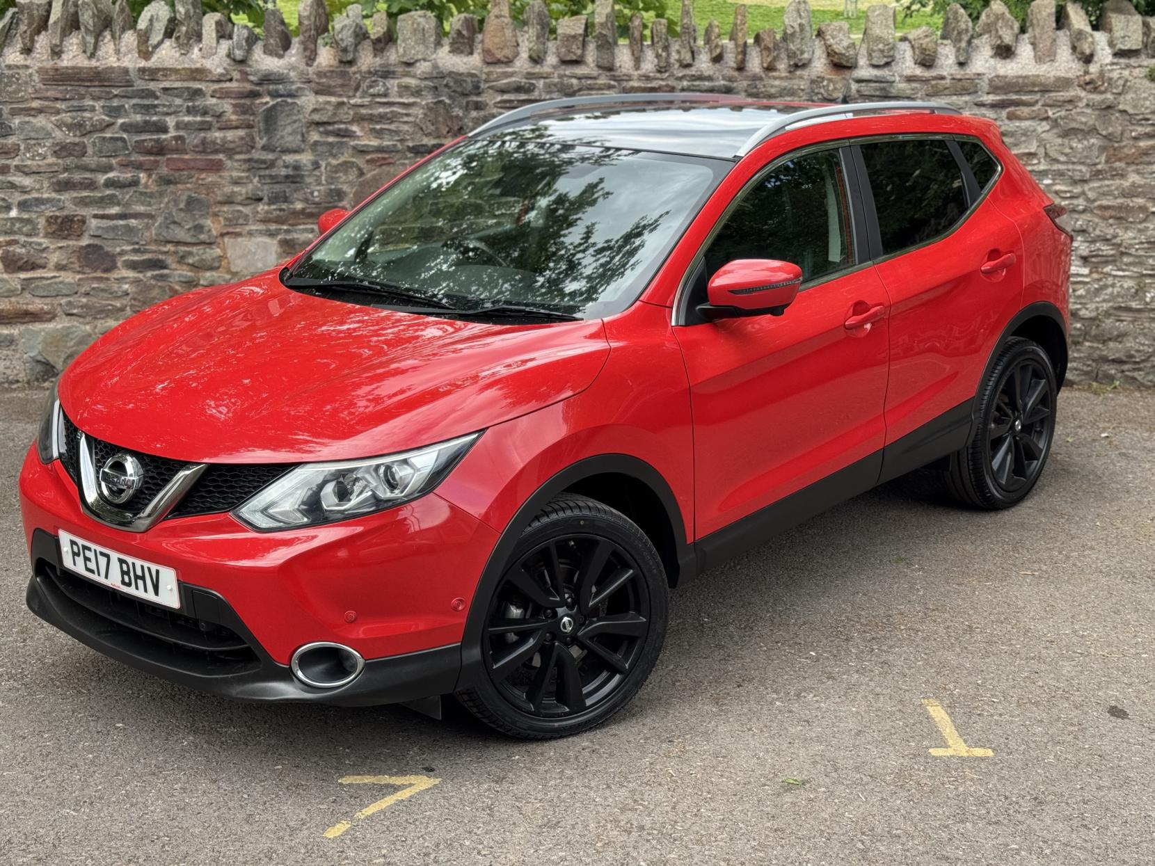 Nissan Qashqai 1.5 dCi Tekna SUV 5dr Diesel Manual 2WD Euro 6 (s/s) (110 ps)