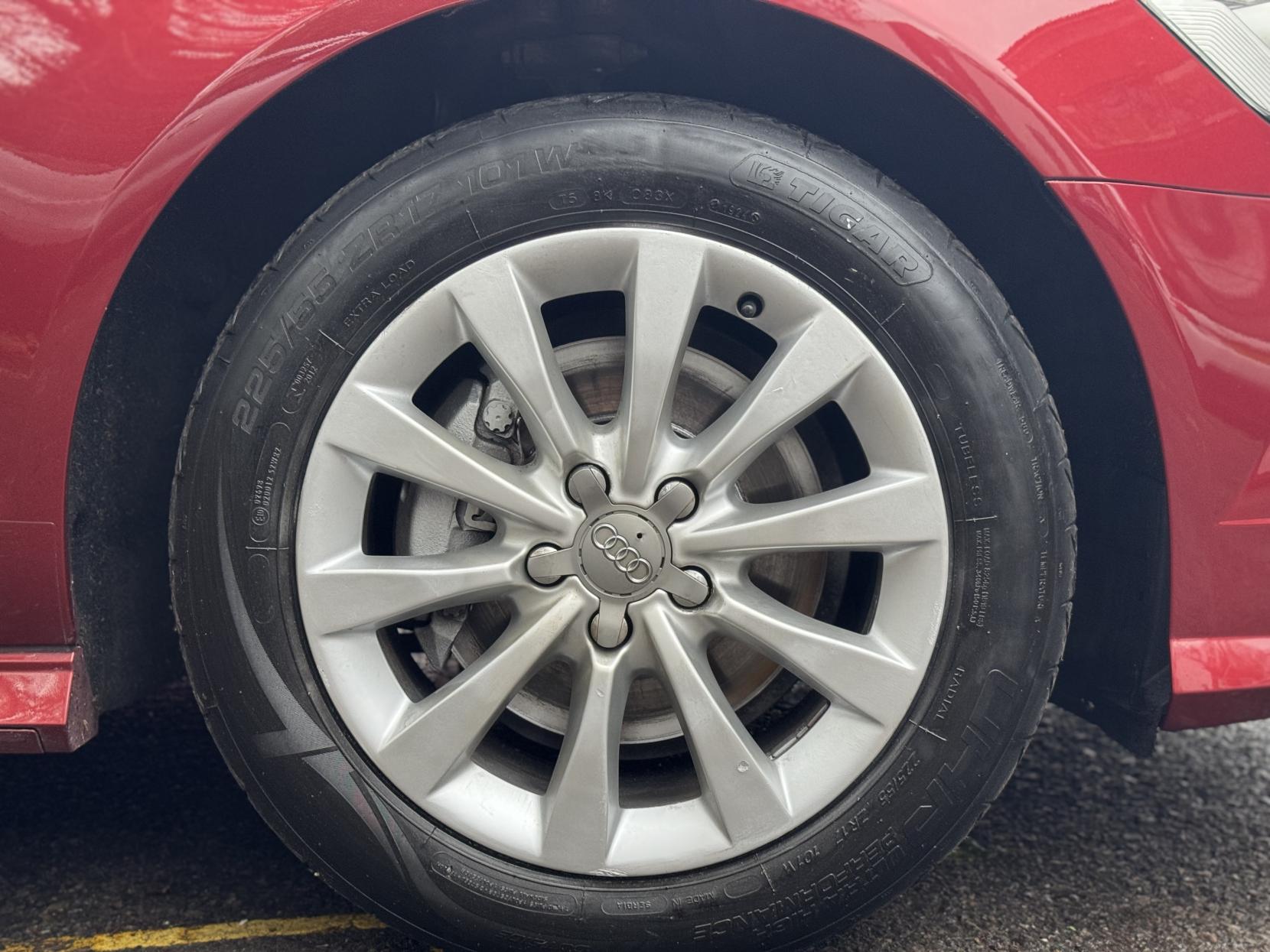 Audi A6 Saloon 2.0 TDI ultra SE Executive Saloon 4dr Diesel Manual Euro 6 (s/s) (190 ps)