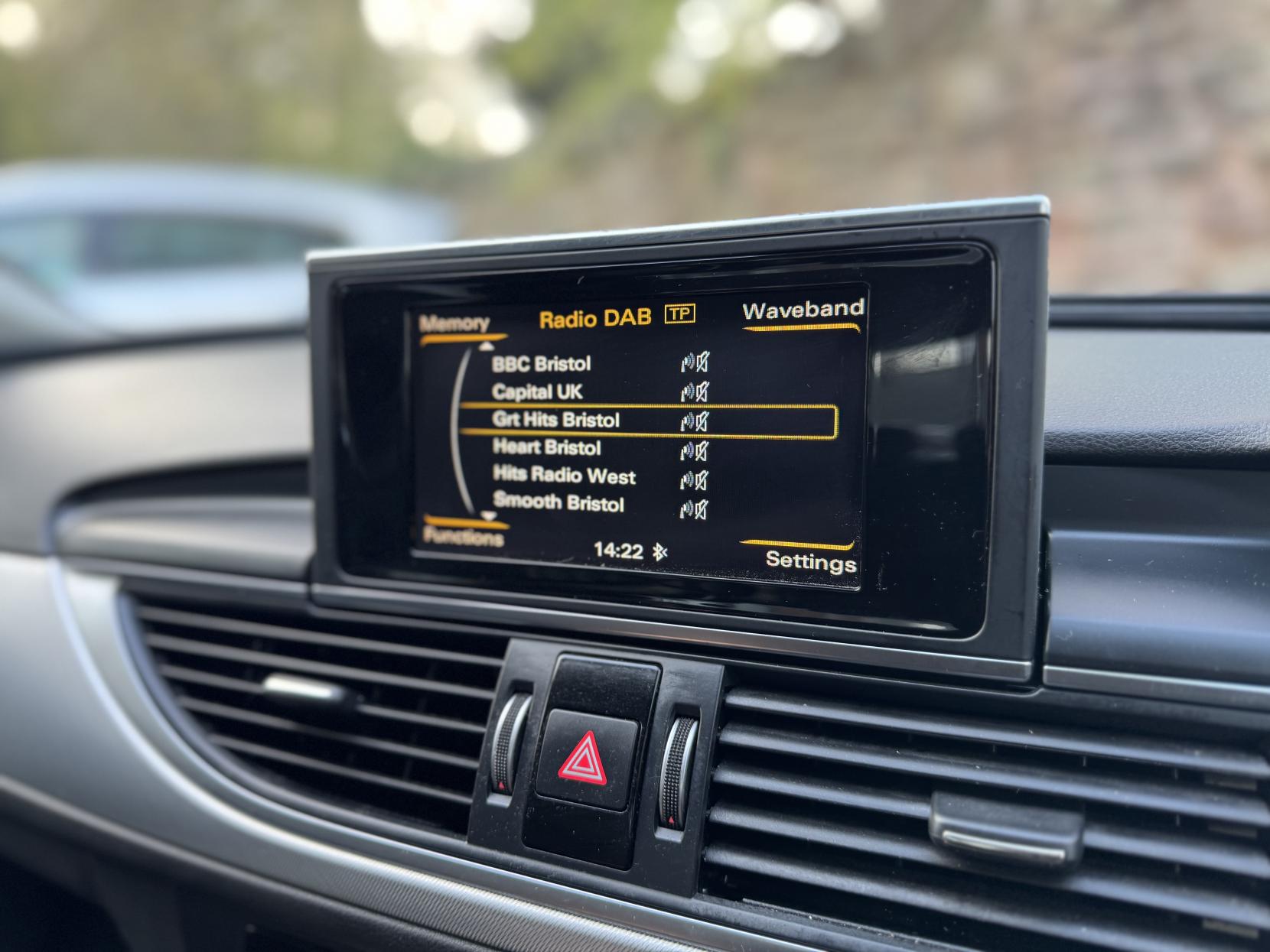 Audi A6 Saloon 2.0 TDI ultra SE Executive Saloon 4dr Diesel Manual Euro 6 (s/s) (190 ps)