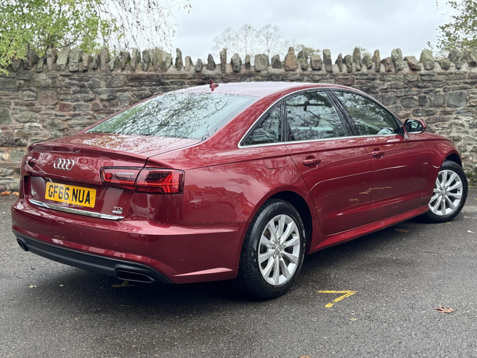 Audi A6 Saloon 2.0 TDI ultra SE Executive Saloon 4dr Diesel Manual Euro 6 (s/s) (190 ps)