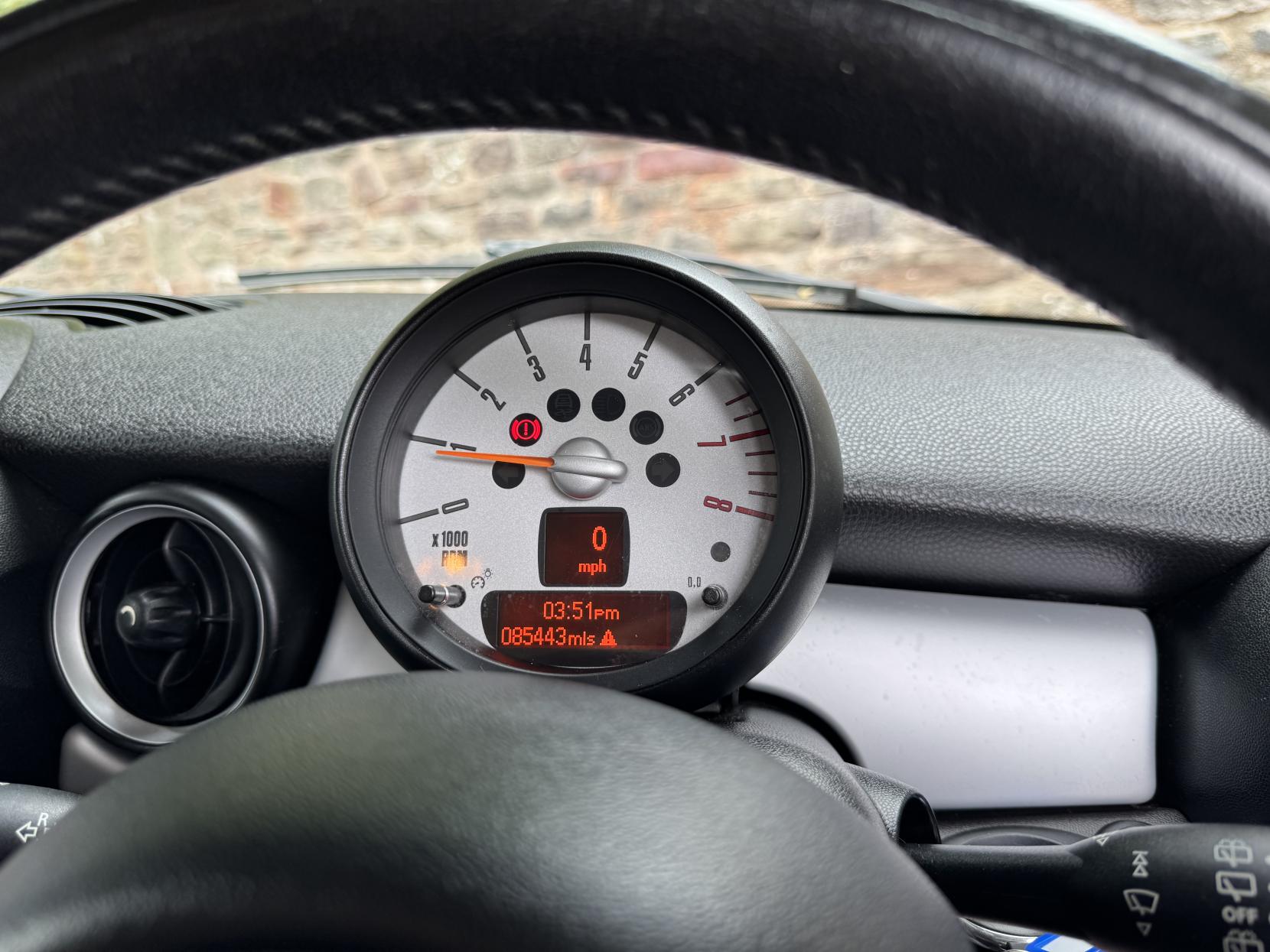 MINI Hatch 1.6 One Hatchback 3dr Petrol Manual Euro 5 (98 ps)