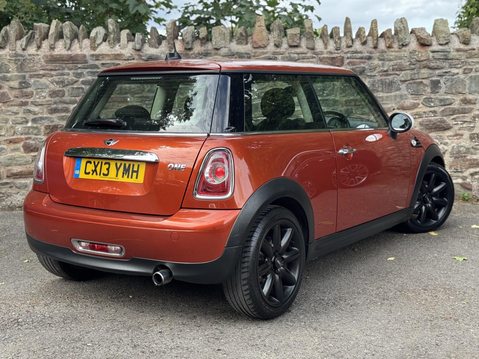 MINI Hatch 1.6 One Hatchback 3dr Petrol Manual Euro 5 (98 ps)