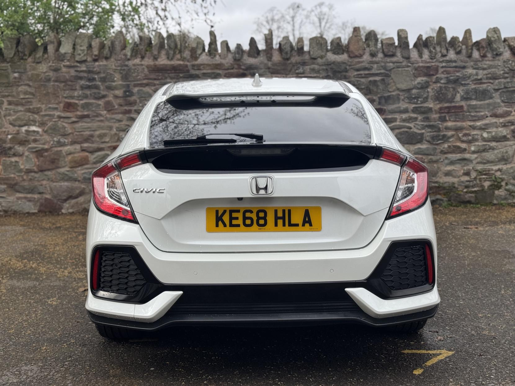 Honda Civic 1.0 VTEC Turbo EX Hatchback 5dr Petrol CVT Euro 6 (s/s) (126 ps)