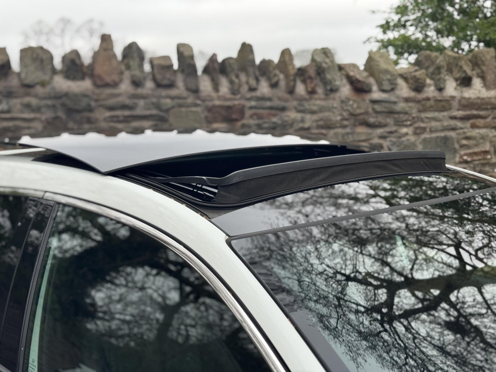 Honda Civic 1.0 VTEC Turbo EX Hatchback 5dr Petrol CVT Euro 6 (s/s) (126 ps)