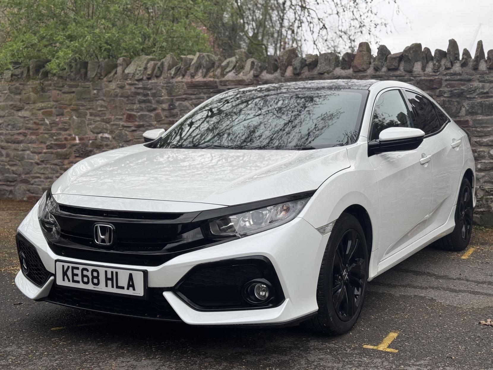 Honda Civic 1.0 VTEC Turbo EX Hatchback 5dr Petrol CVT Euro 6 (s/s) (126 ps)