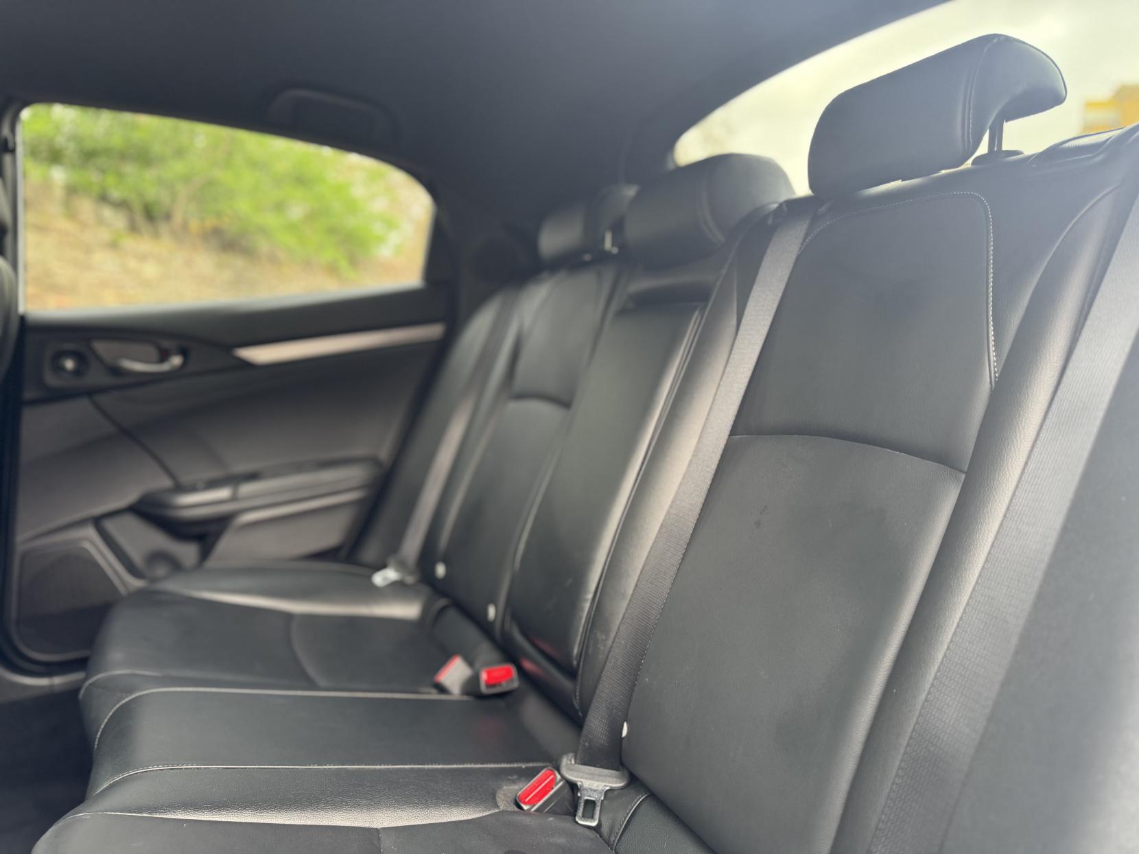 Honda Civic 1.0 VTEC Turbo EX Hatchback 5dr Petrol CVT Euro 6 (s/s) (126 ps)