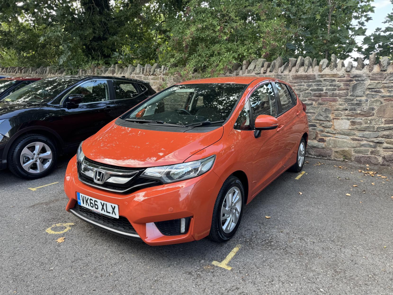 Honda Jazz 1.3 i-VTEC SE Hatchback 5dr Petrol Manual Euro 6 (s/s) (102 ps)