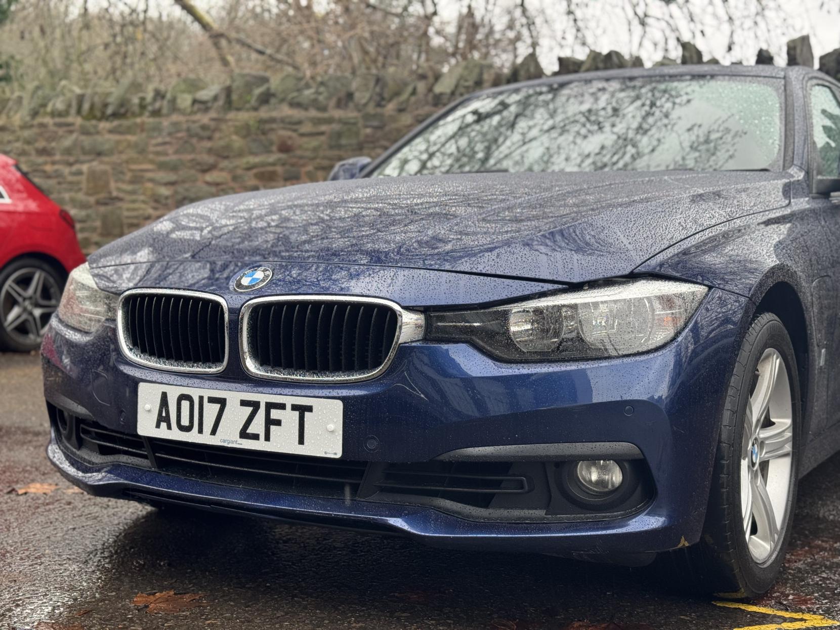 BMW 3 Series 2.0 330e 7.6kWh SE Saloon 4dr Petrol Plug-in Hybrid Auto Euro 6 (s/s) (252 ps)