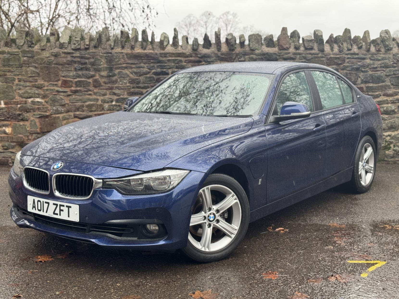 BMW 3 Series 2.0 330e 7.6kWh SE Saloon 4dr Petrol Plug-in Hybrid Auto Euro 6 (s/s) (252 ps)