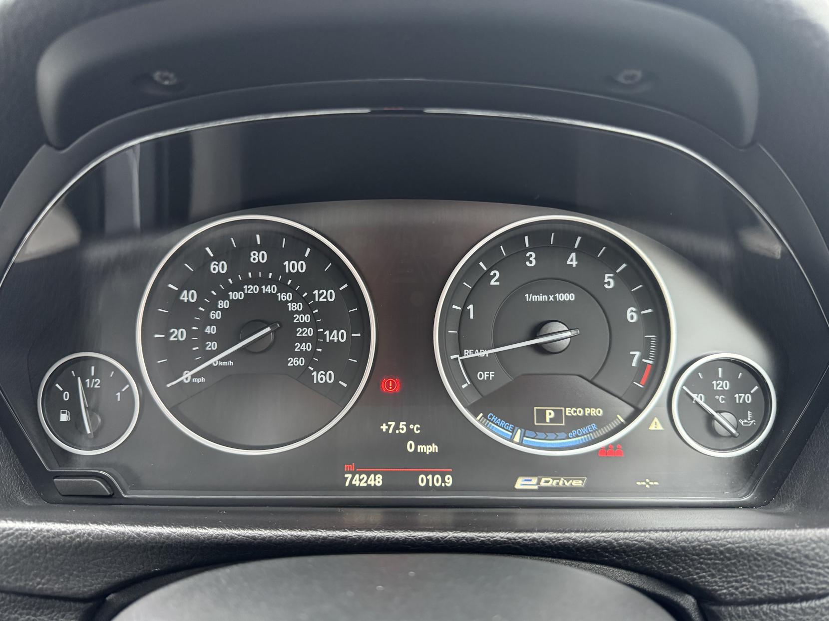 BMW 3 Series 2.0 330e 7.6kWh SE Saloon 4dr Petrol Plug-in Hybrid Auto Euro 6 (s/s) (252 ps)