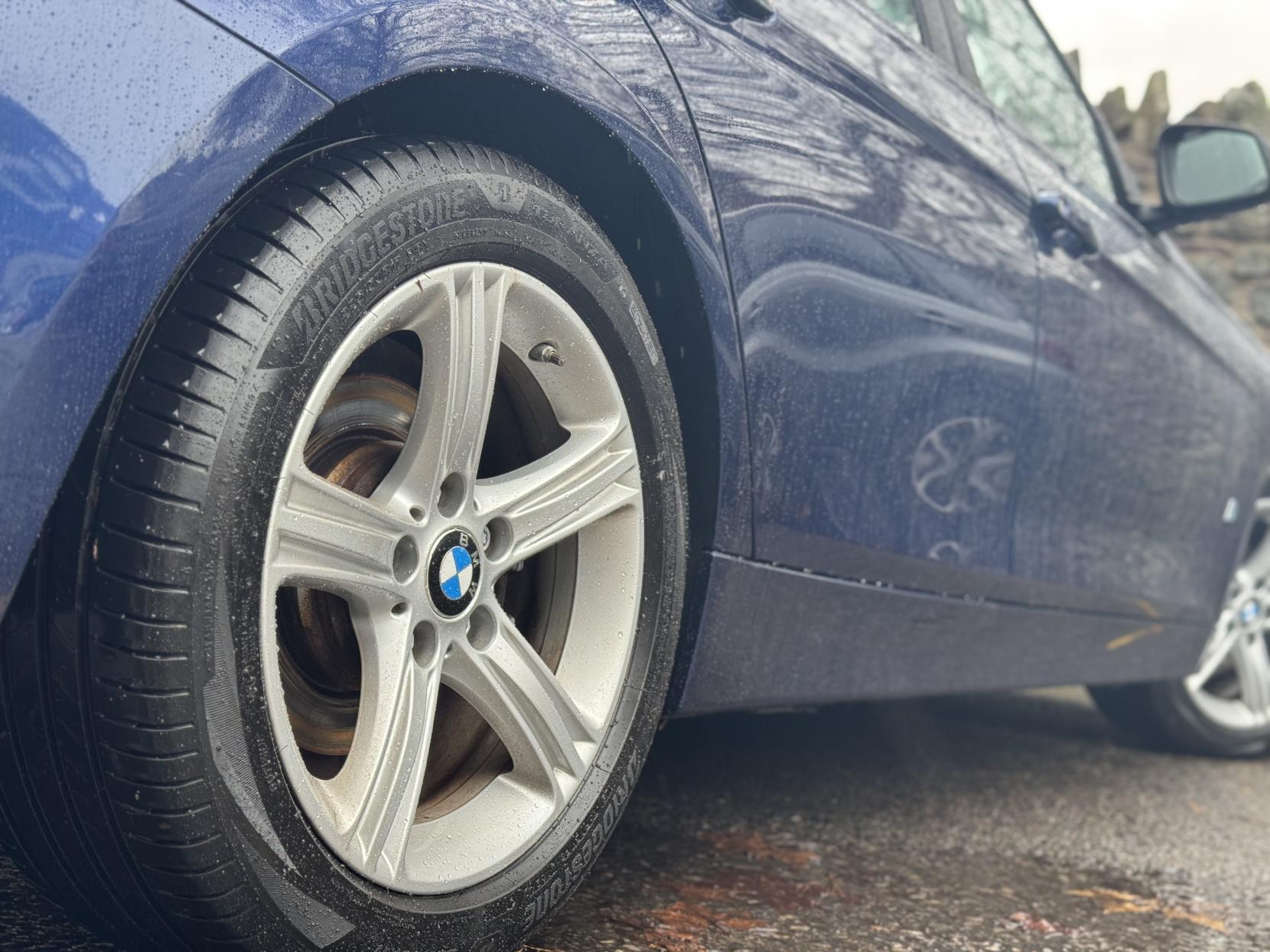 BMW 3 Series 2.0 330e 7.6kWh SE Saloon 4dr Petrol Plug-in Hybrid Auto Euro 6 (s/s) (252 ps)