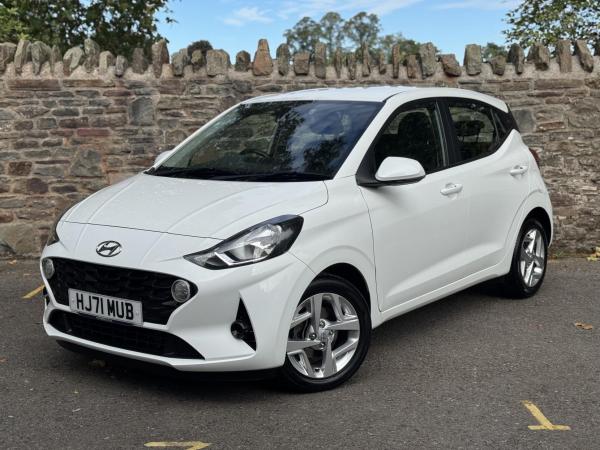 Hyundai i10 1.0 SE Connect Hatchback 5dr Petrol Manual Euro 6 (s/s) (67 ps)