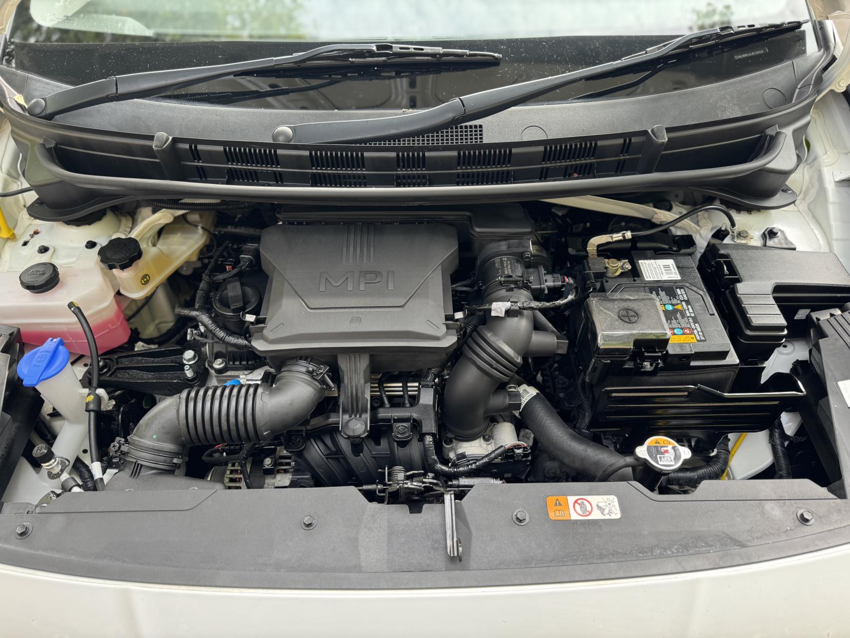Hyundai i10 1.0 SE Connect Hatchback 5dr Petrol Manual Euro 6 (s/s) (67 ps)