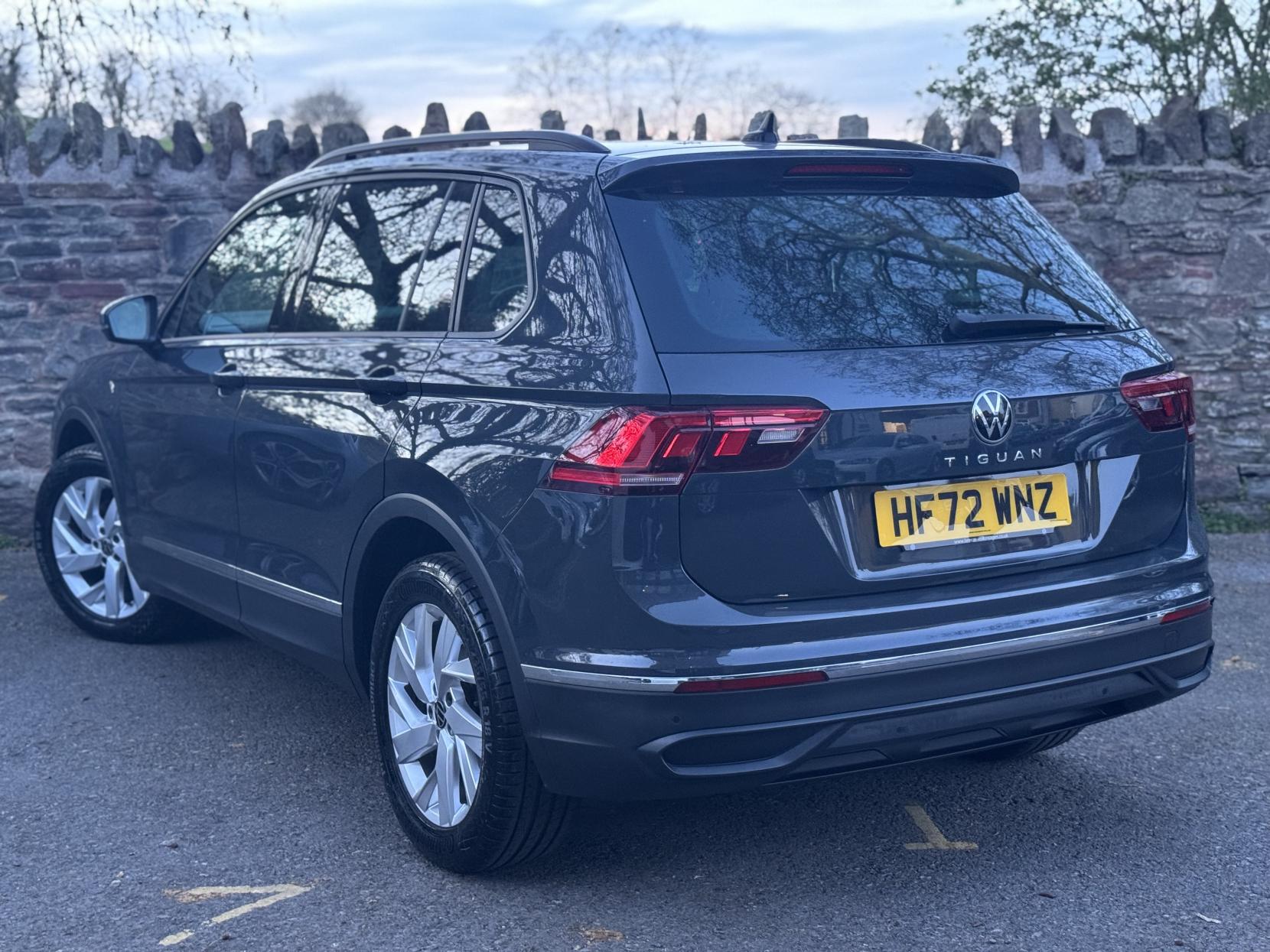 Volkswagen Tiguan 2.0 TDI Life SUV 5dr Diesel DSG Euro 6 (s/s) (150 ps)