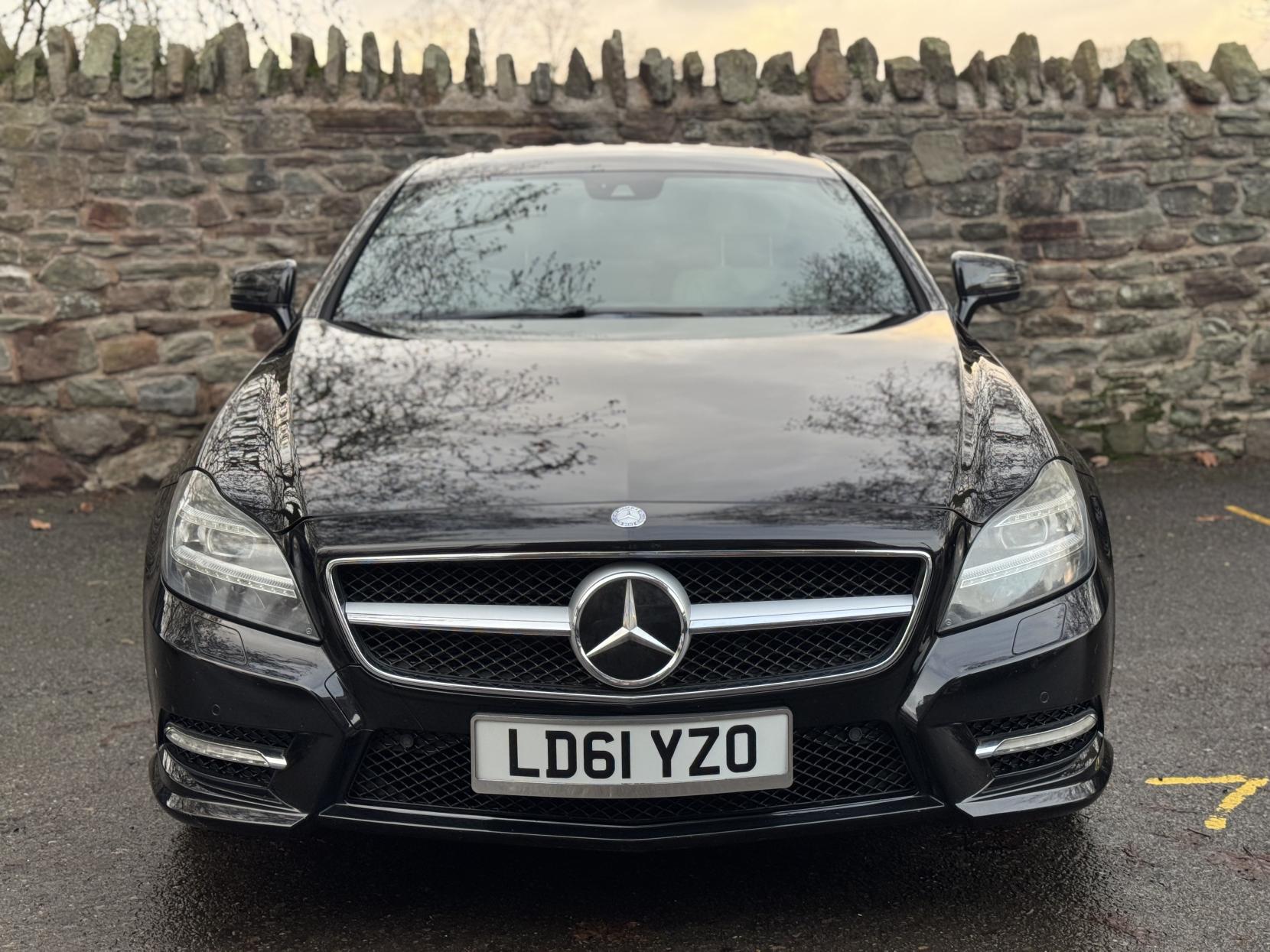 Mercedes-Benz CLS 3.0 CLS350 CDI V6 BlueEfficiency Sport Coupe 4dr Diesel G-Tronic+ Euro 5 (265 ps)