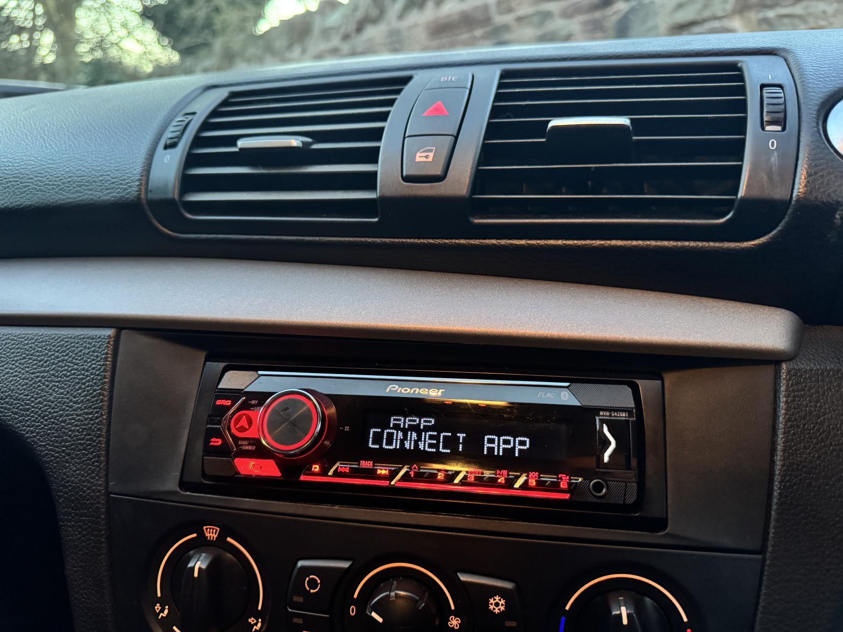 BMW 1 Series 1.6 116i Edition ES Hatchback 5dr Petrol Manual Euro 4 (122 bhp)