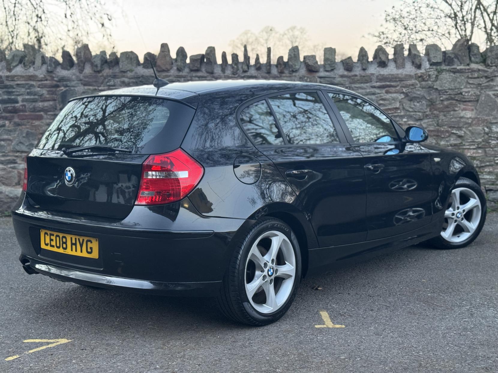 BMW 1 Series 1.6 116i Edition ES Hatchback 5dr Petrol Manual Euro 4 (122 bhp)