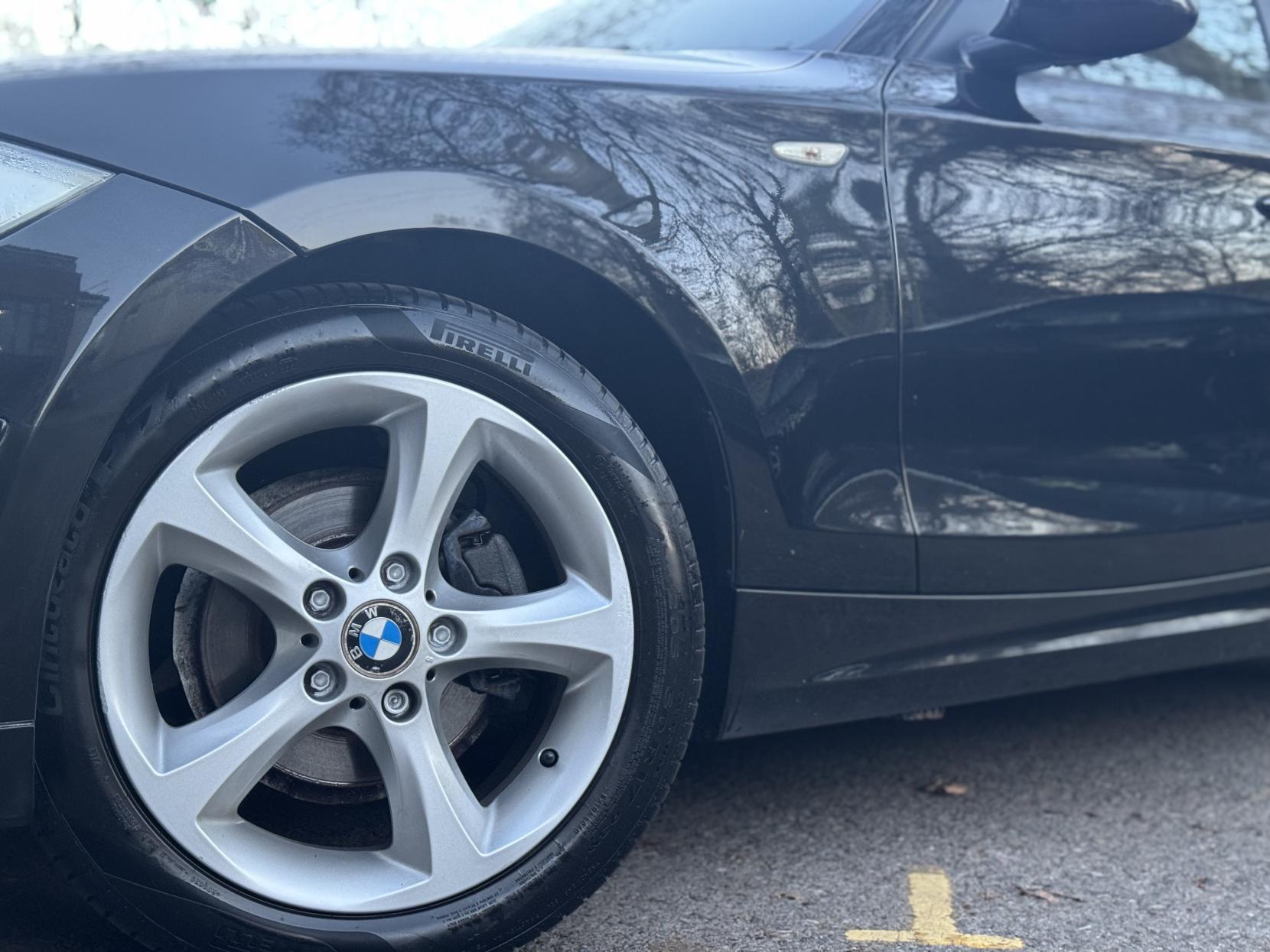 BMW 1 Series 1.6 116i Edition ES Hatchback 5dr Petrol Manual Euro 4 (122 bhp)