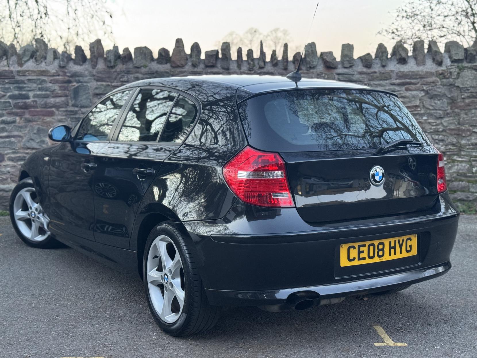 BMW 1 Series 1.6 116i Edition ES Hatchback 5dr Petrol Manual Euro 4 (122 bhp)