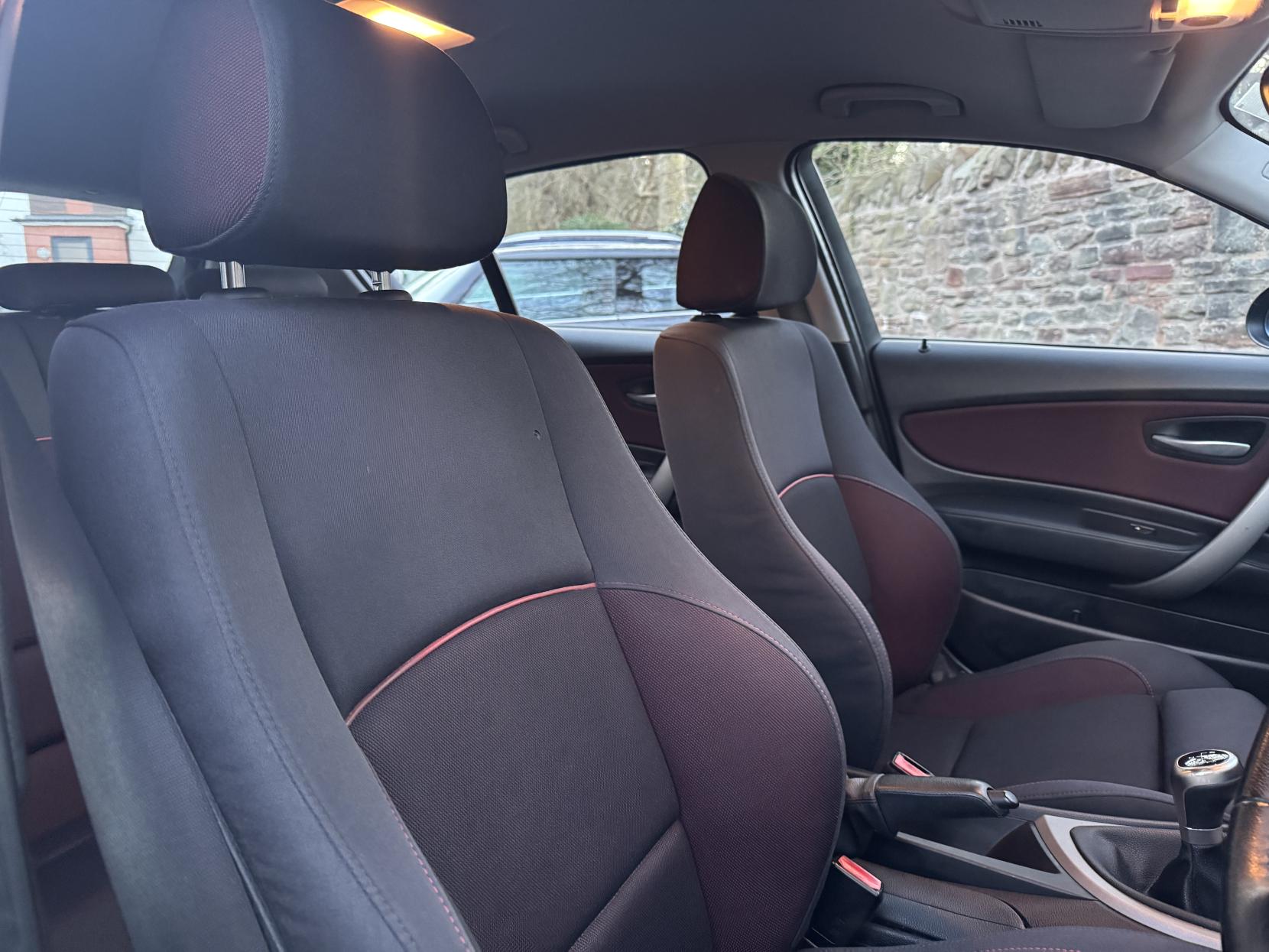 BMW 1 Series 1.6 116i Edition ES Hatchback 5dr Petrol Manual Euro 4 (122 bhp)