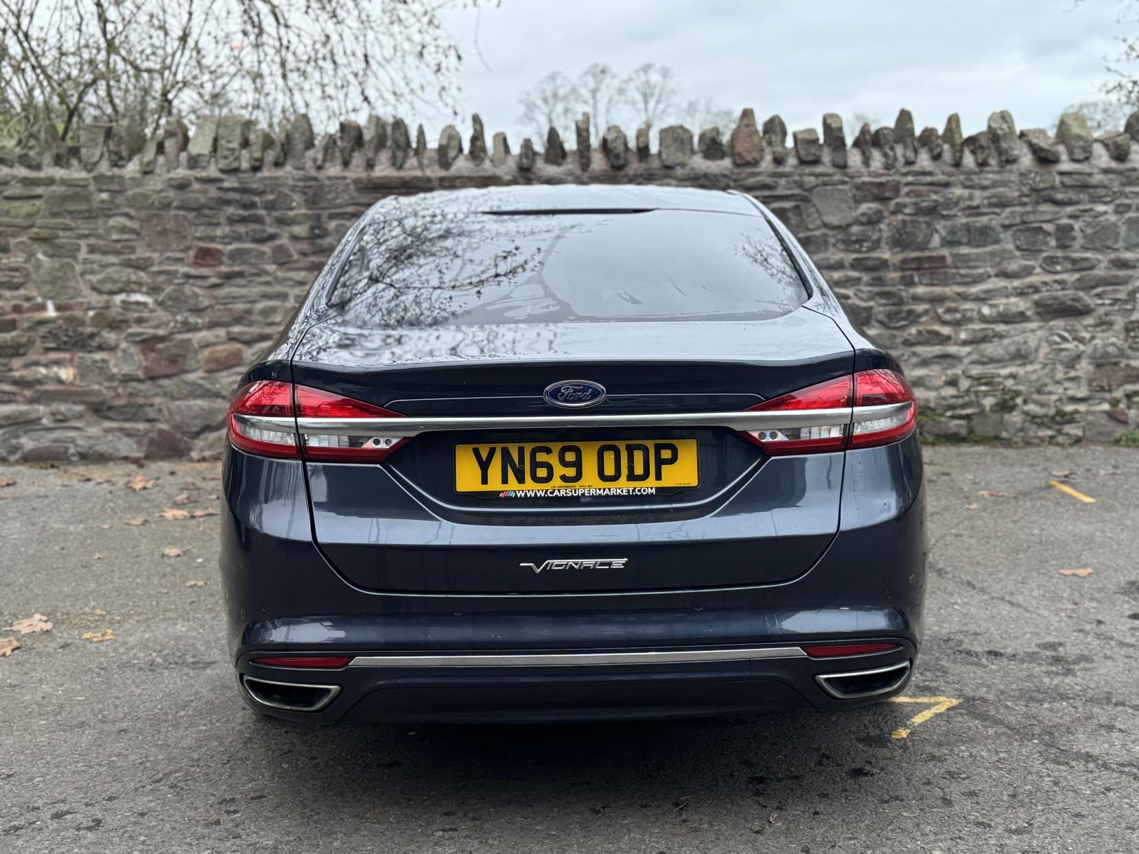 Ford Mondeo 2.0 TiVCT Vignale Saloon 4dr Petrol Hybrid CVT Euro 6 (s/s) (187 ps)