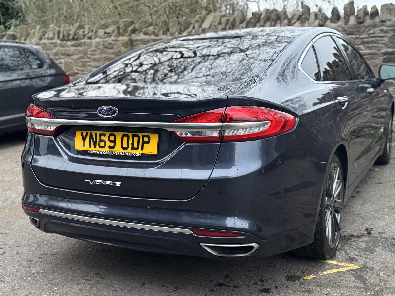 Ford Mondeo 2.0 TiVCT Vignale Saloon 4dr Petrol Hybrid CVT Euro 6 (s/s) (187 ps)