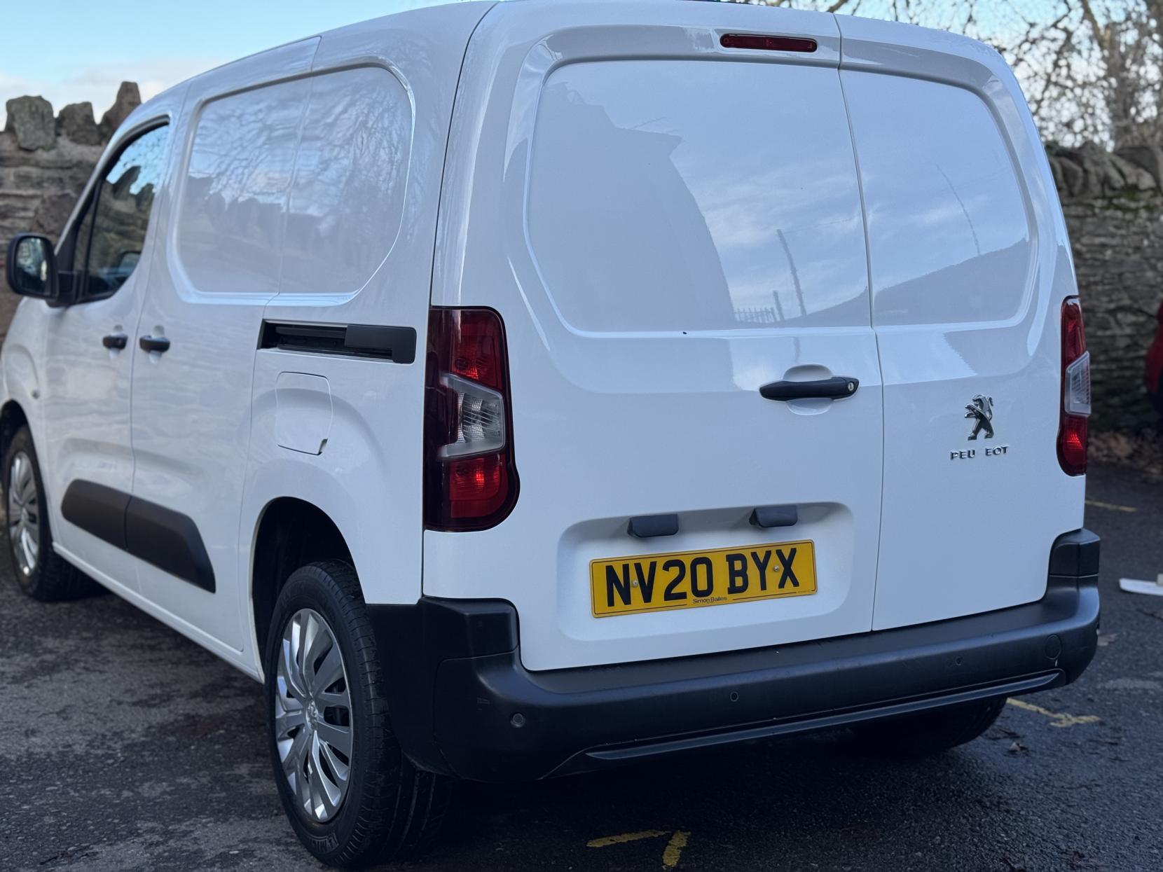 Peugeot Partner 1.5 BlueHDi 1000 Professional Standard Panel Van 5dr Diesel Manual SWB Euro 6 (s/s) (100 bhp)
