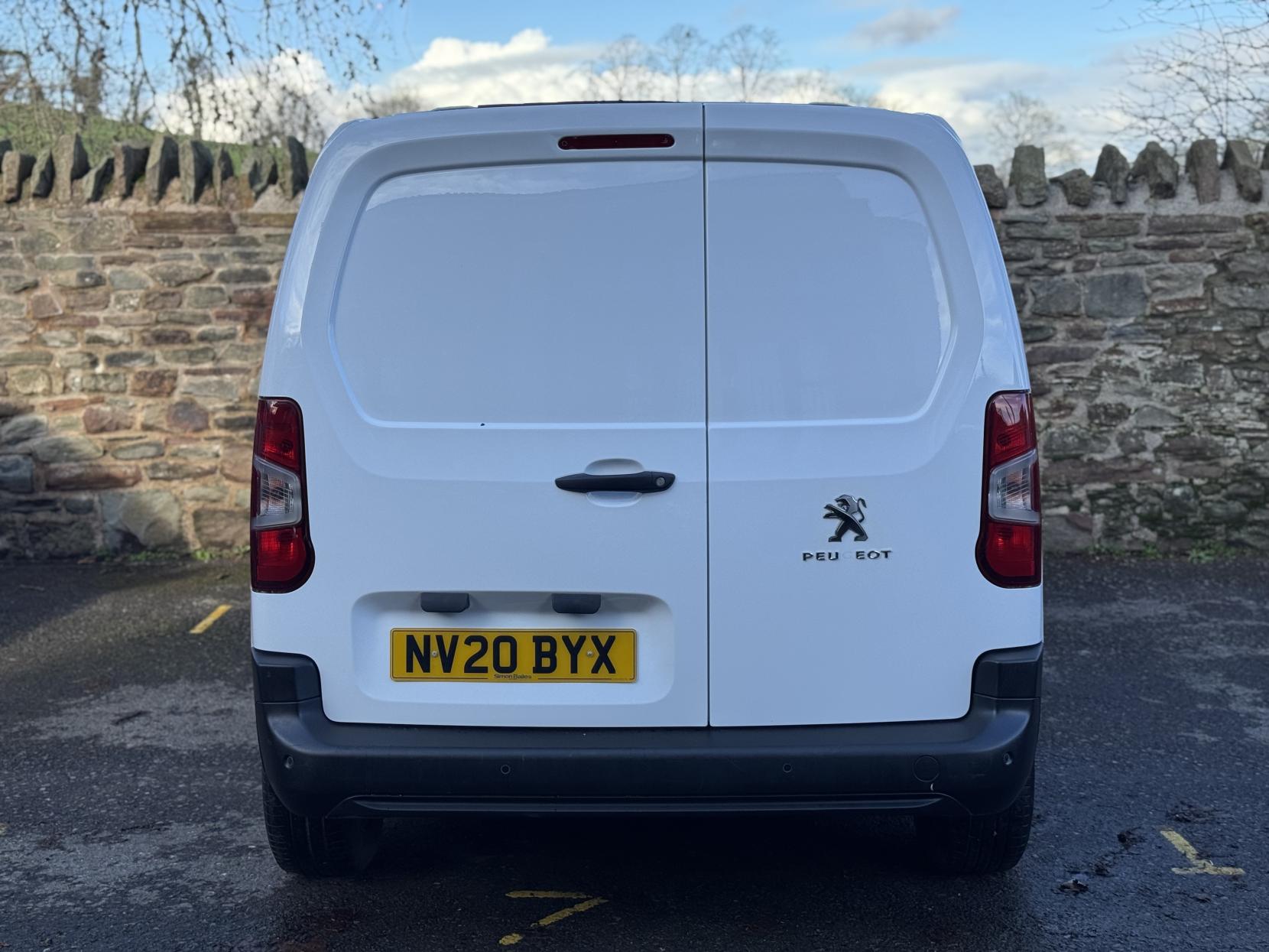 Peugeot Partner 1.5 BlueHDi 1000 Professional Standard Panel Van 5dr Diesel Manual SWB Euro 6 (s/s) (100 bhp)