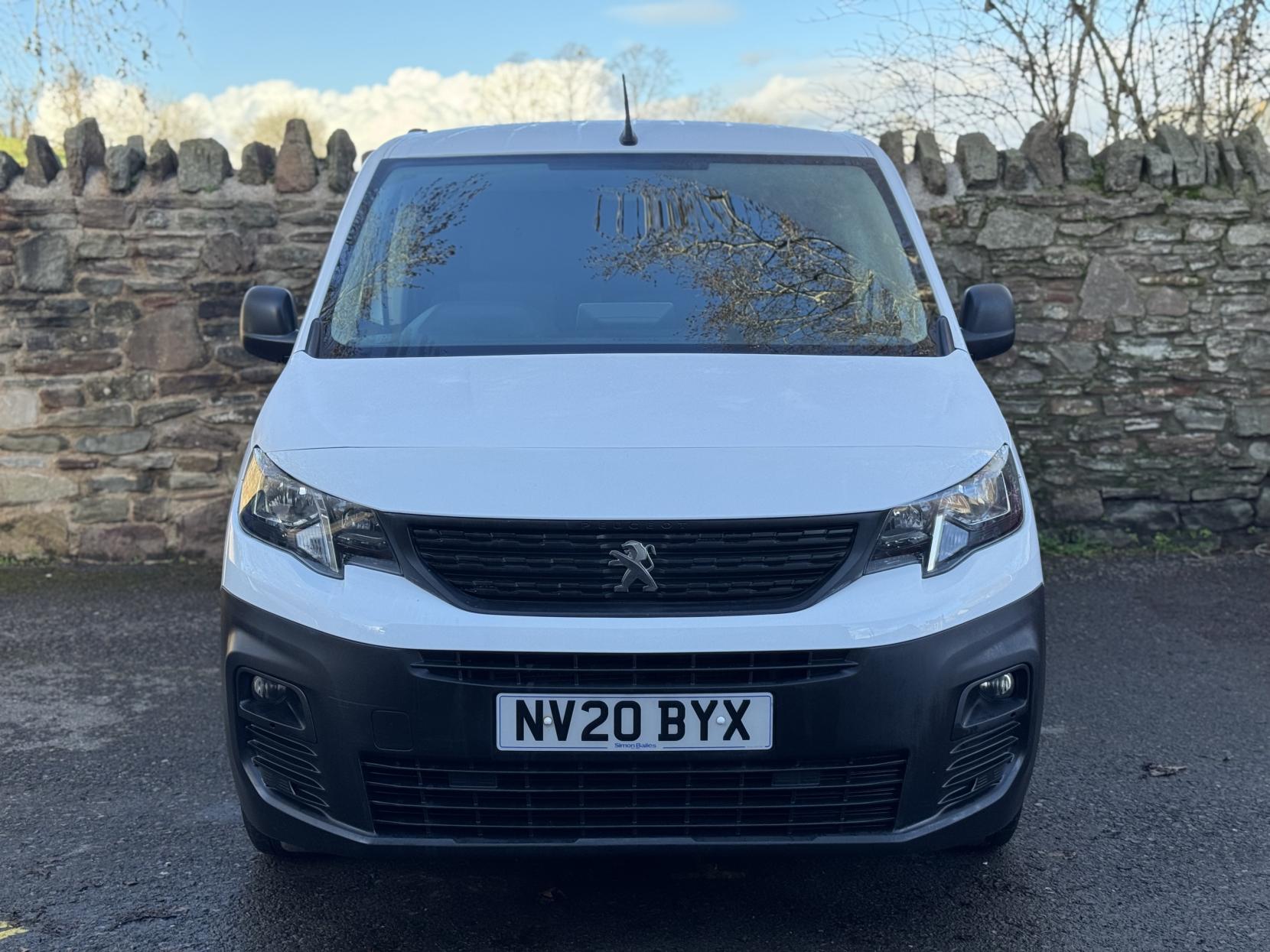 Peugeot Partner 1.5 BlueHDi 1000 Professional Standard Panel Van 5dr Diesel Manual SWB Euro 6 (s/s) (100 bhp)