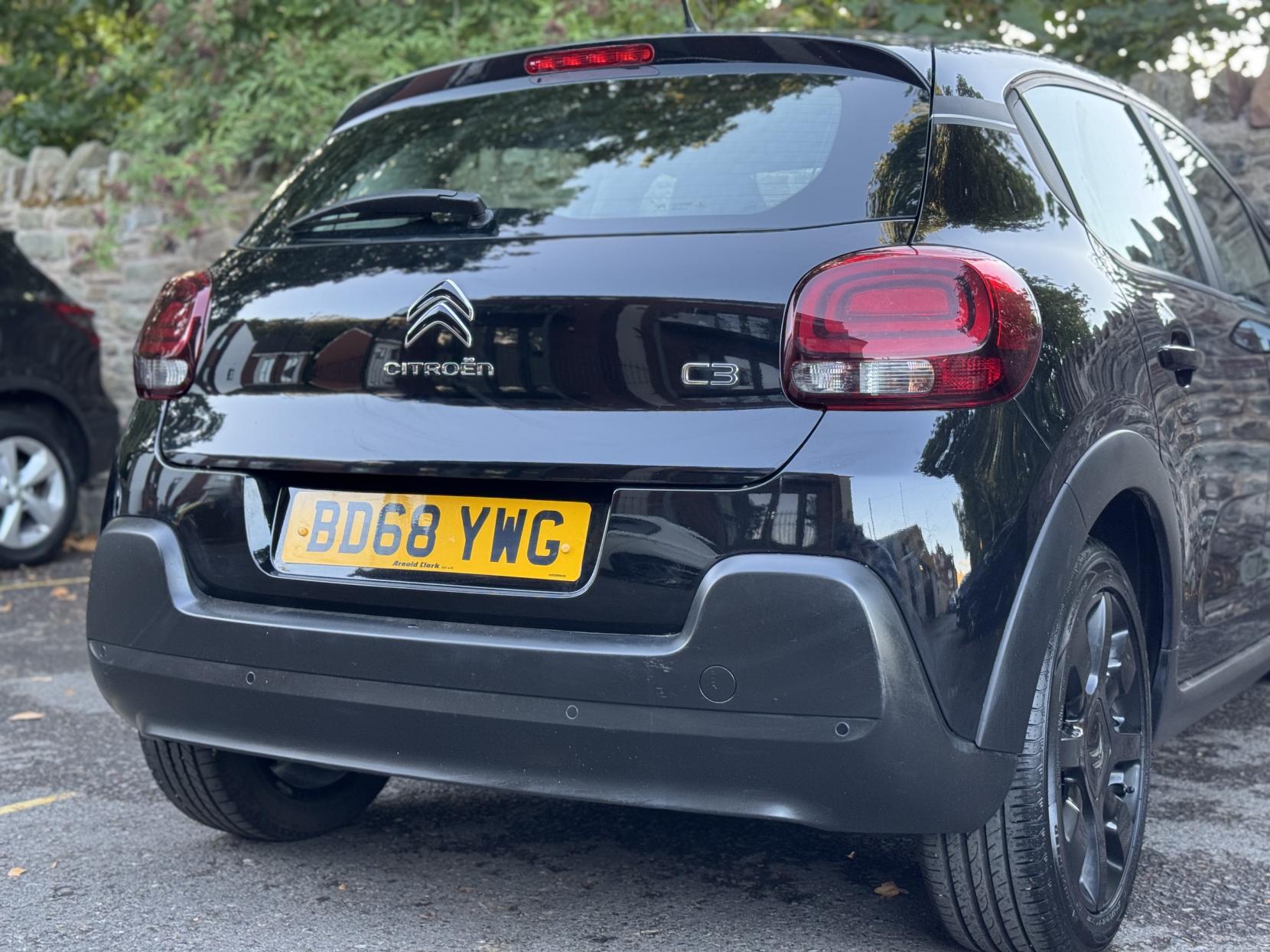 Citroen C3 1.2 PureTech Feel Nav Edition Hatchback 5dr Petrol Manual Euro 6 (82 ps)