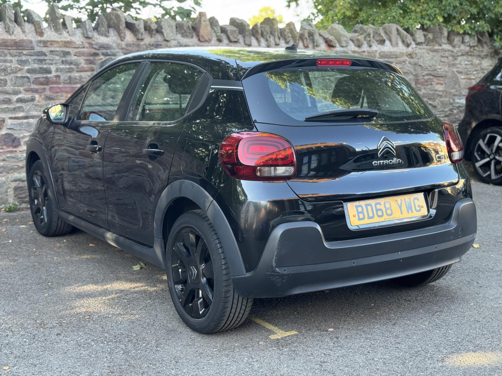 Citroen C3 1.2 PureTech Feel Nav Edition Hatchback 5dr Petrol Manual Euro 6 (82 ps)