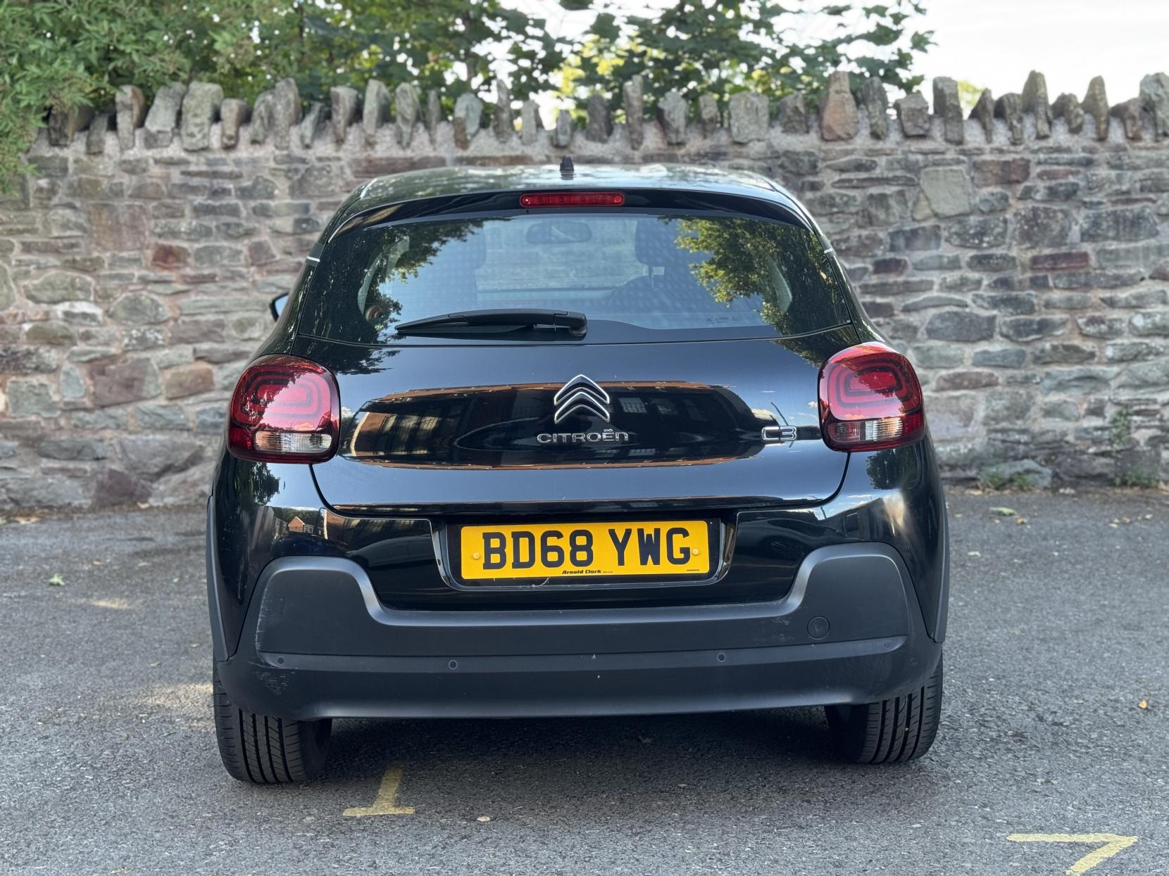 Citroen C3 1.2 PureTech Feel Nav Edition Hatchback 5dr Petrol Manual Euro 6 (82 ps)