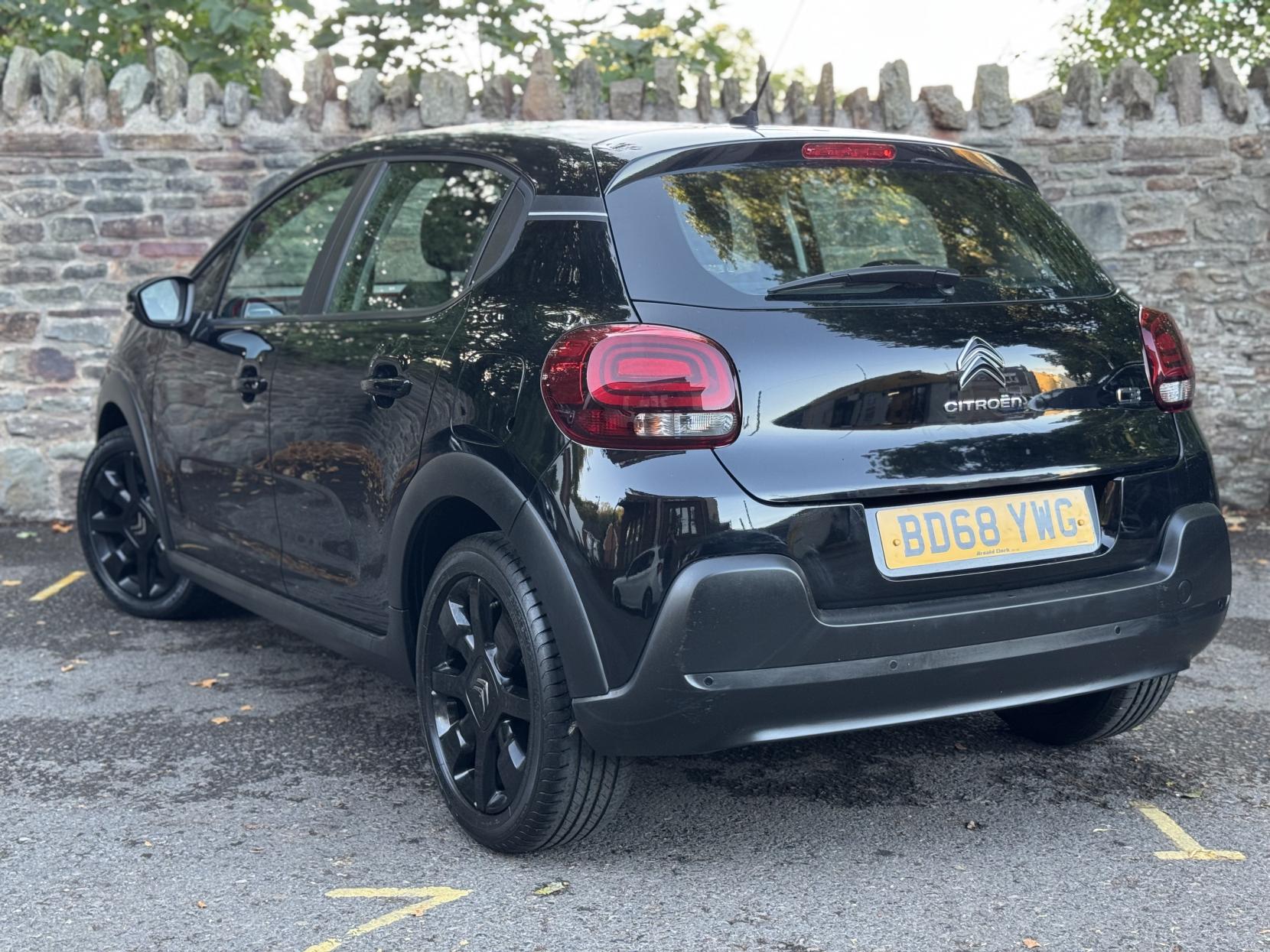 Citroen C3 1.2 PureTech Feel Nav Edition Hatchback 5dr Petrol Manual Euro 6 (82 ps)