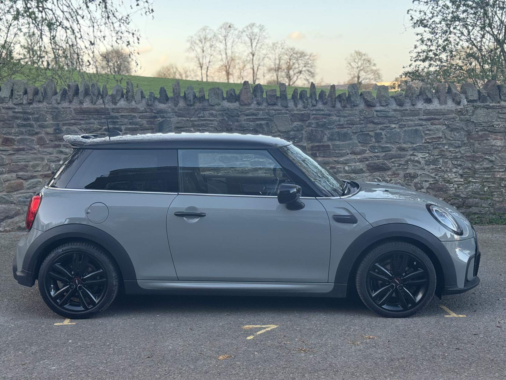 MINI Hatch 1.5 John Cooper Works Hatchback (2021 - 2024 )